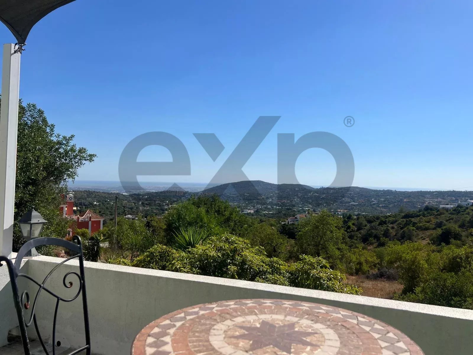 Elevated Algarve Villa with Incredible Sea Views, Pool and Exceptional Energy Efficiency