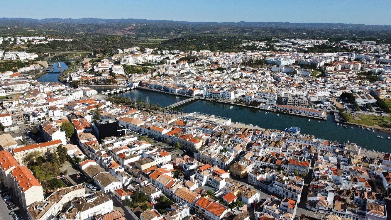 Two Independent Houses 10 minutes from Tavira