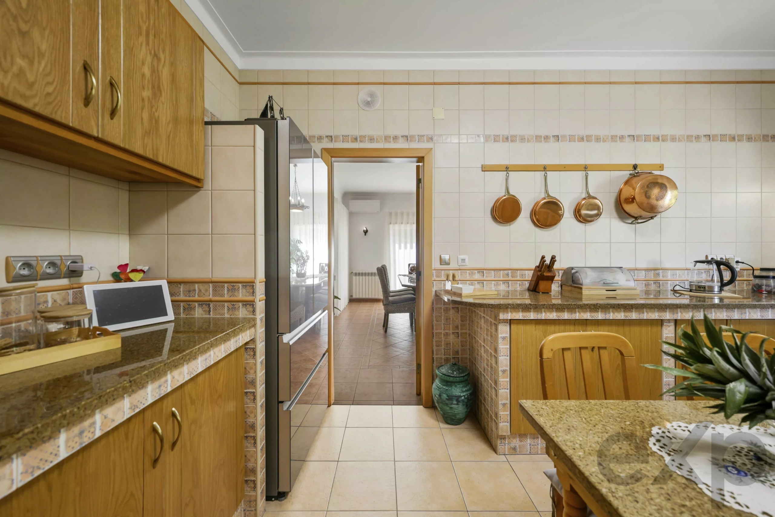 Detached villa with pool and garage, 5 minutes walk from Praia do Vau - Portimão