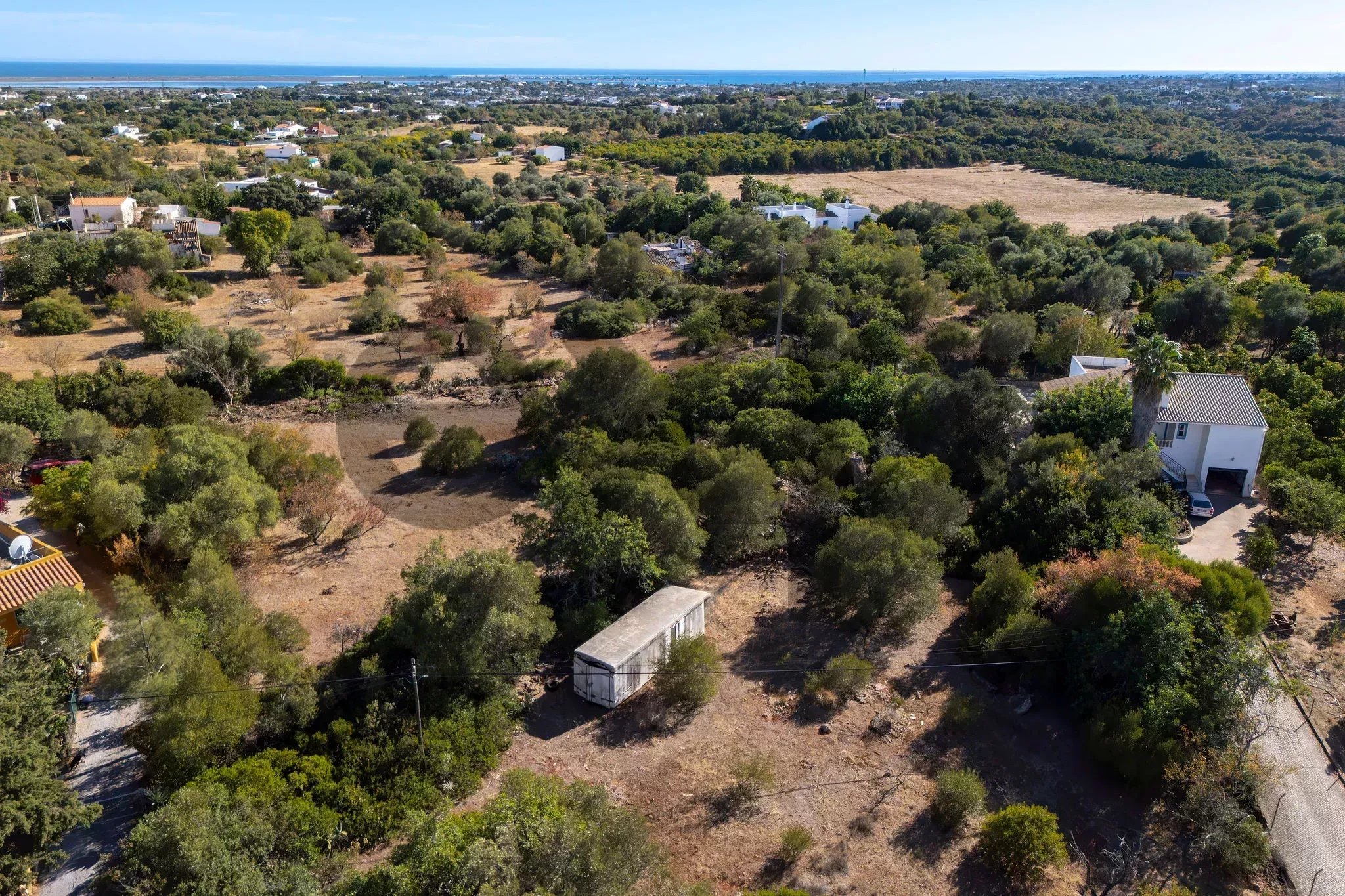 Plot with Ruin and Approved Project for a T4 with sea views