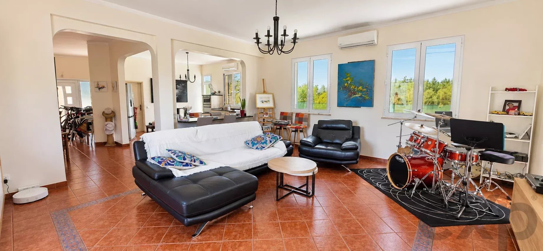 Villa de 4 chambres avec piscine sur un terrain de 1.640 m²
