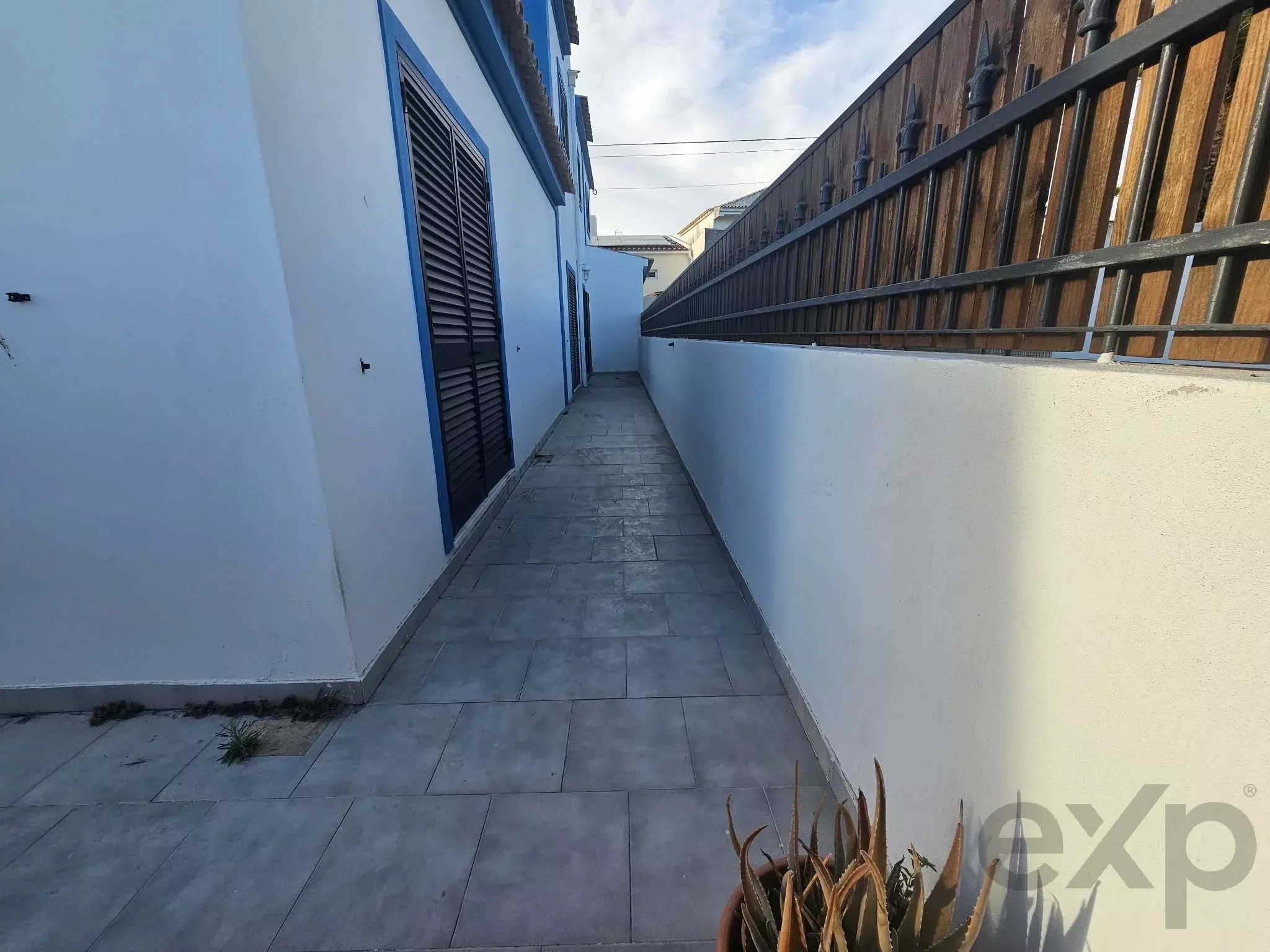 Maison 3+1 chambres avec garage à Olhão