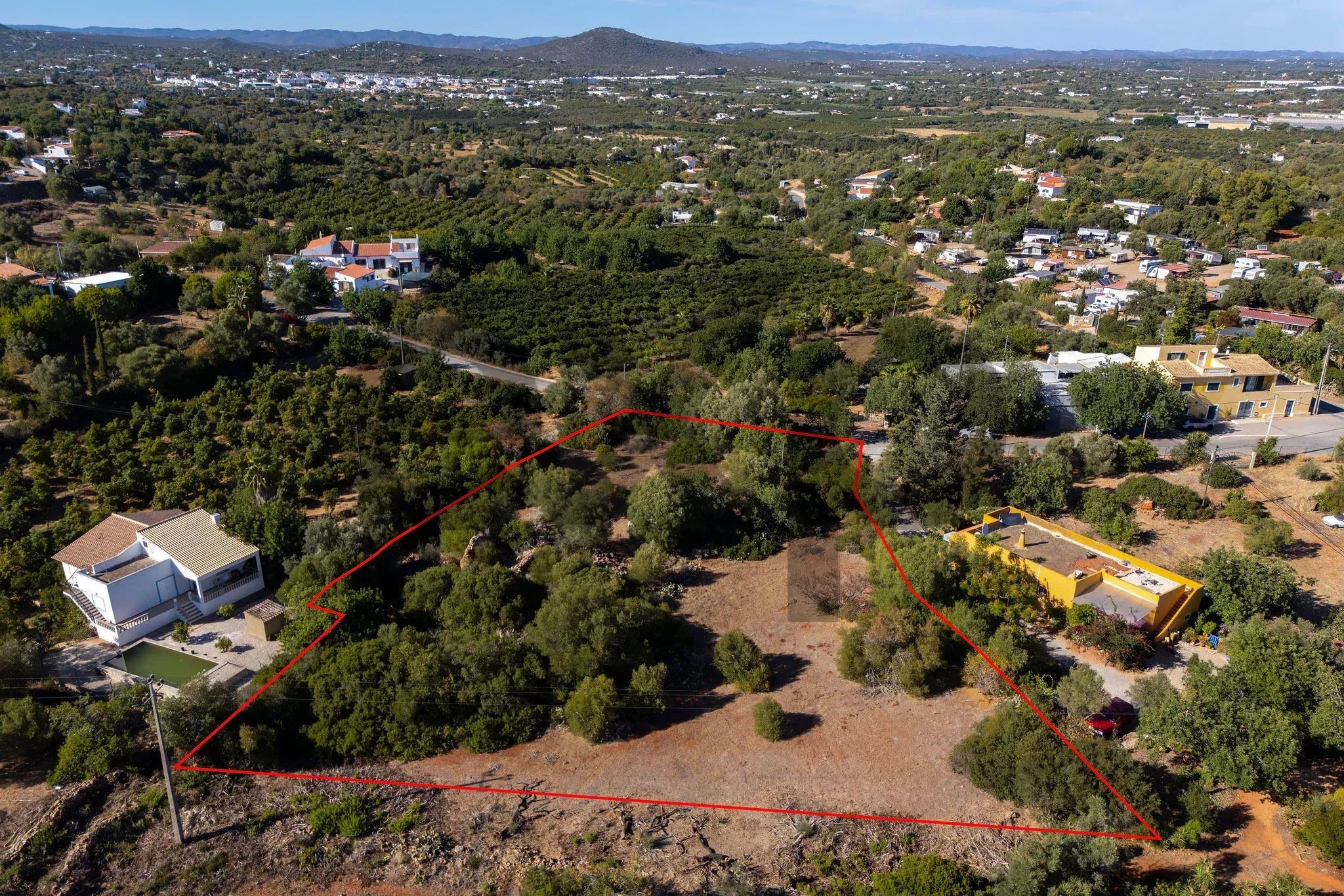 Plot with Ruin and Approved Project for a T4 with sea views