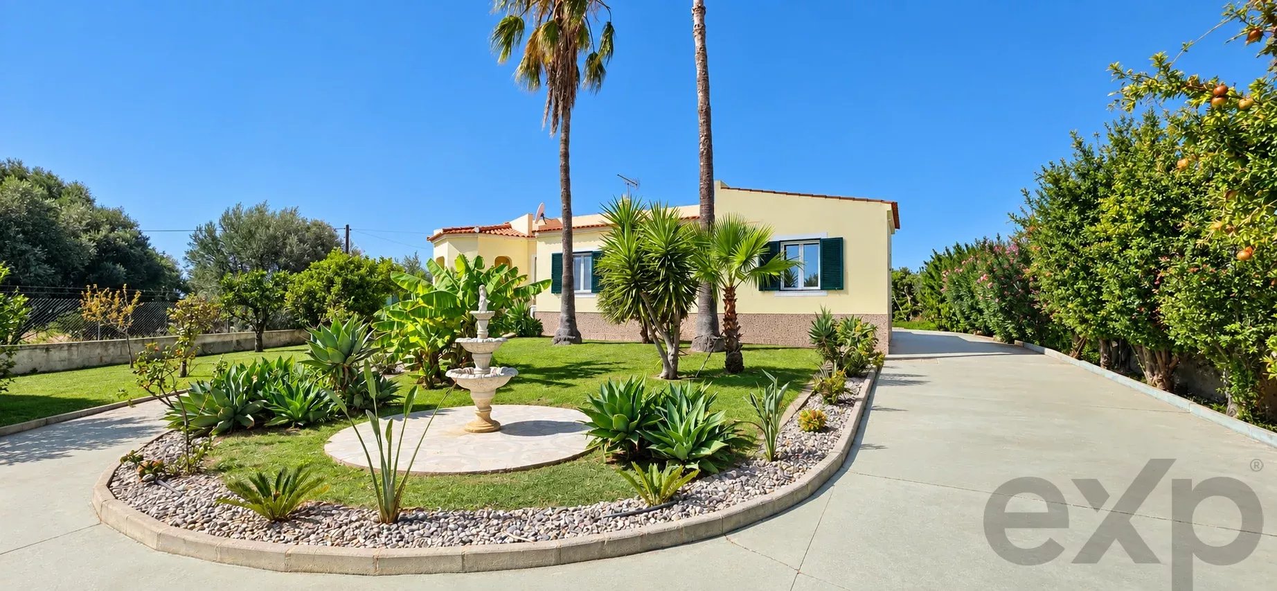 Villa de 4 chambres avec piscine sur un terrain de 1.640 m²