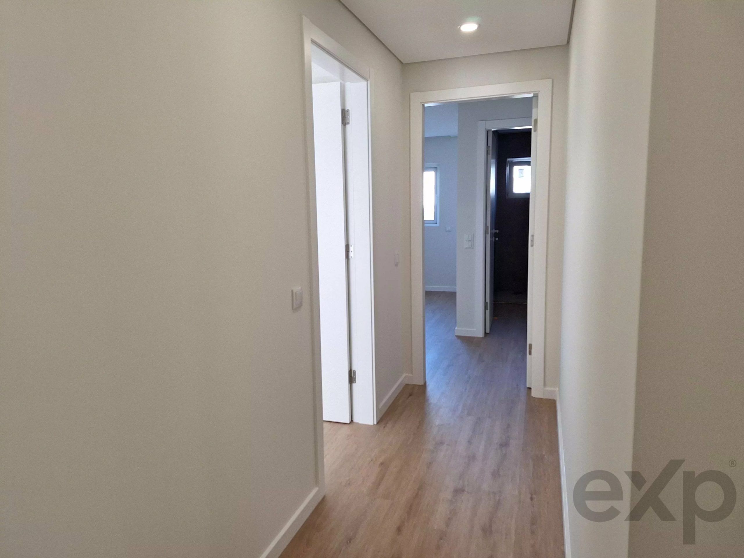 Zwei-Zimmer-Wohnung zu verkaufen