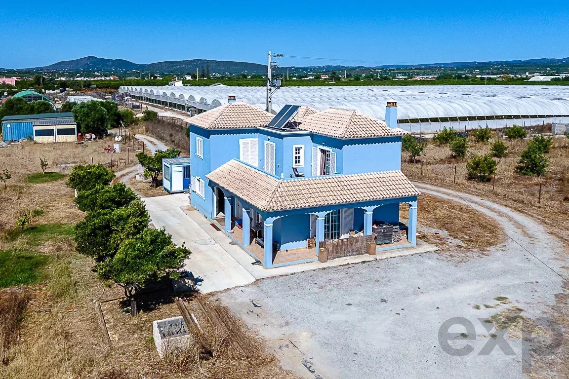 4-Bedroom Villa with 8,400m² Plot, Luz de Tavira - Algarve