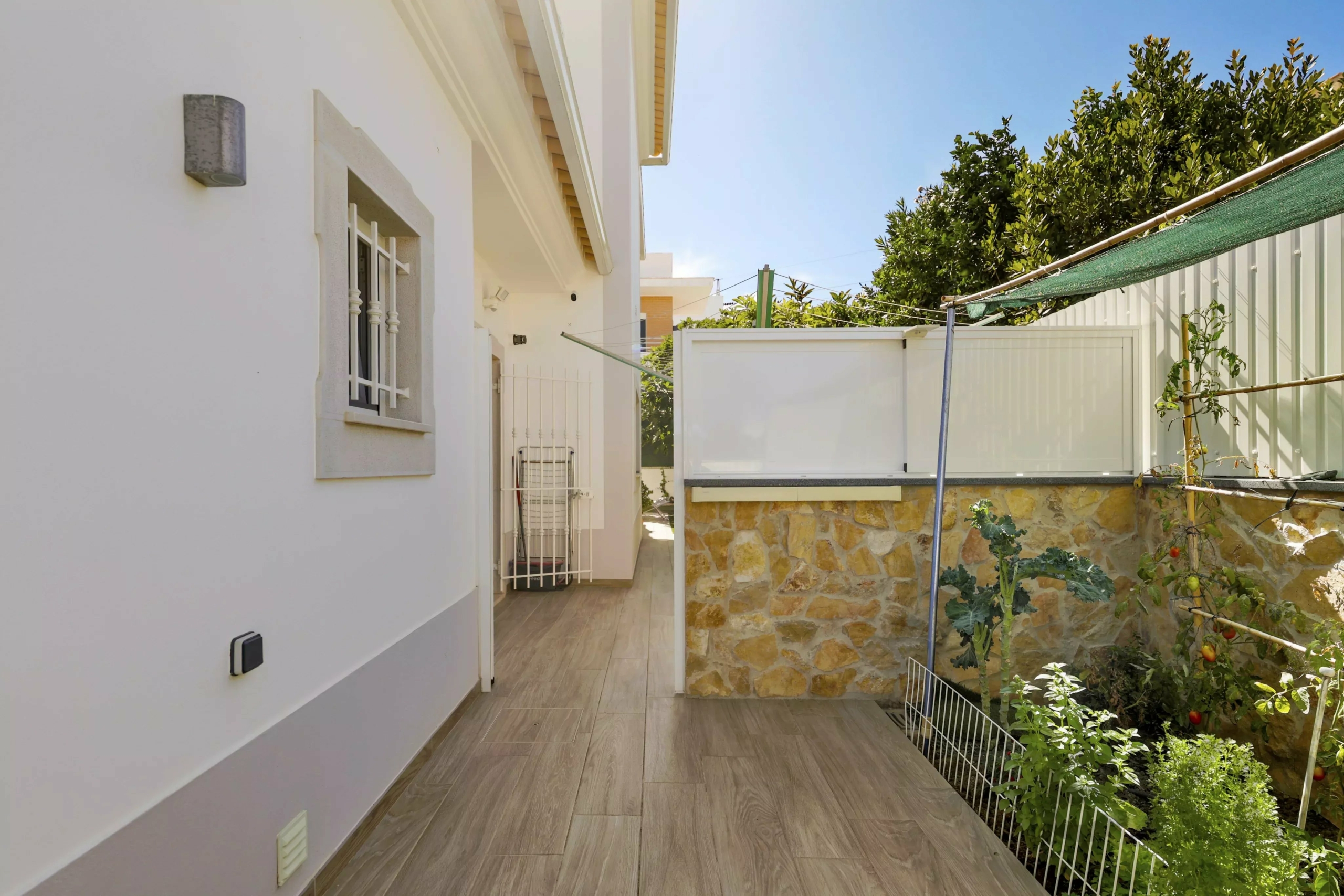 Detached villa with pool and garage, 5 minutes walk from Praia do Vau - Portimão