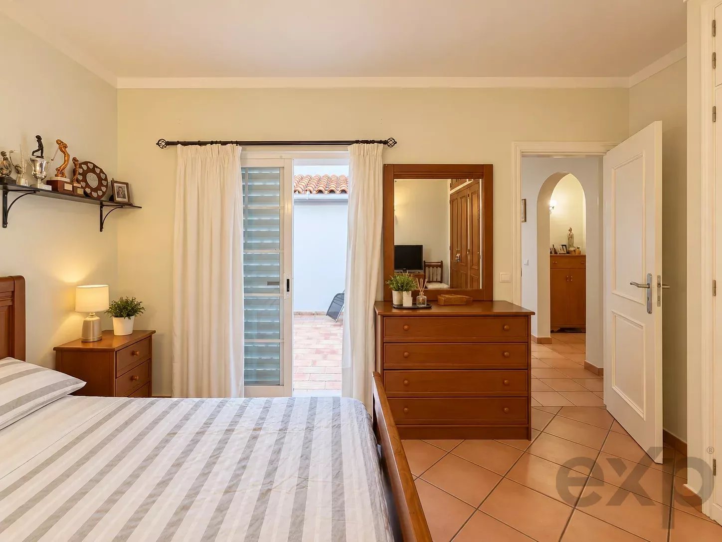 Single-story Housing in Monte São Miguel, Moncarapacho - Total Privacy and Panoramic Views