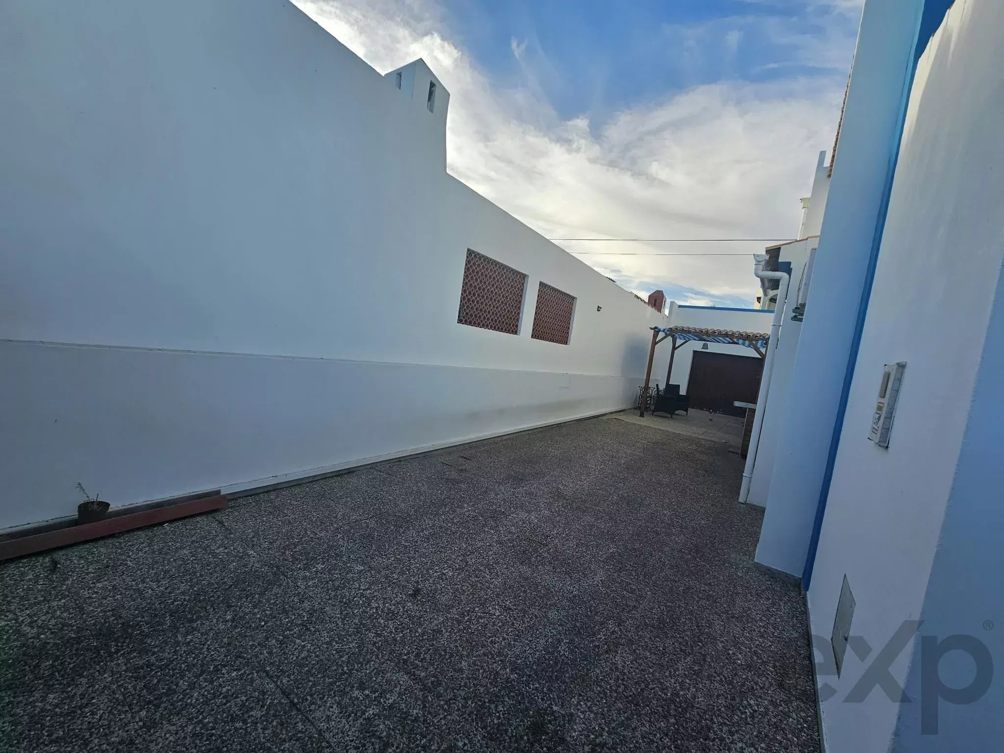 Maison 3+1 chambres avec garage à Olhão
