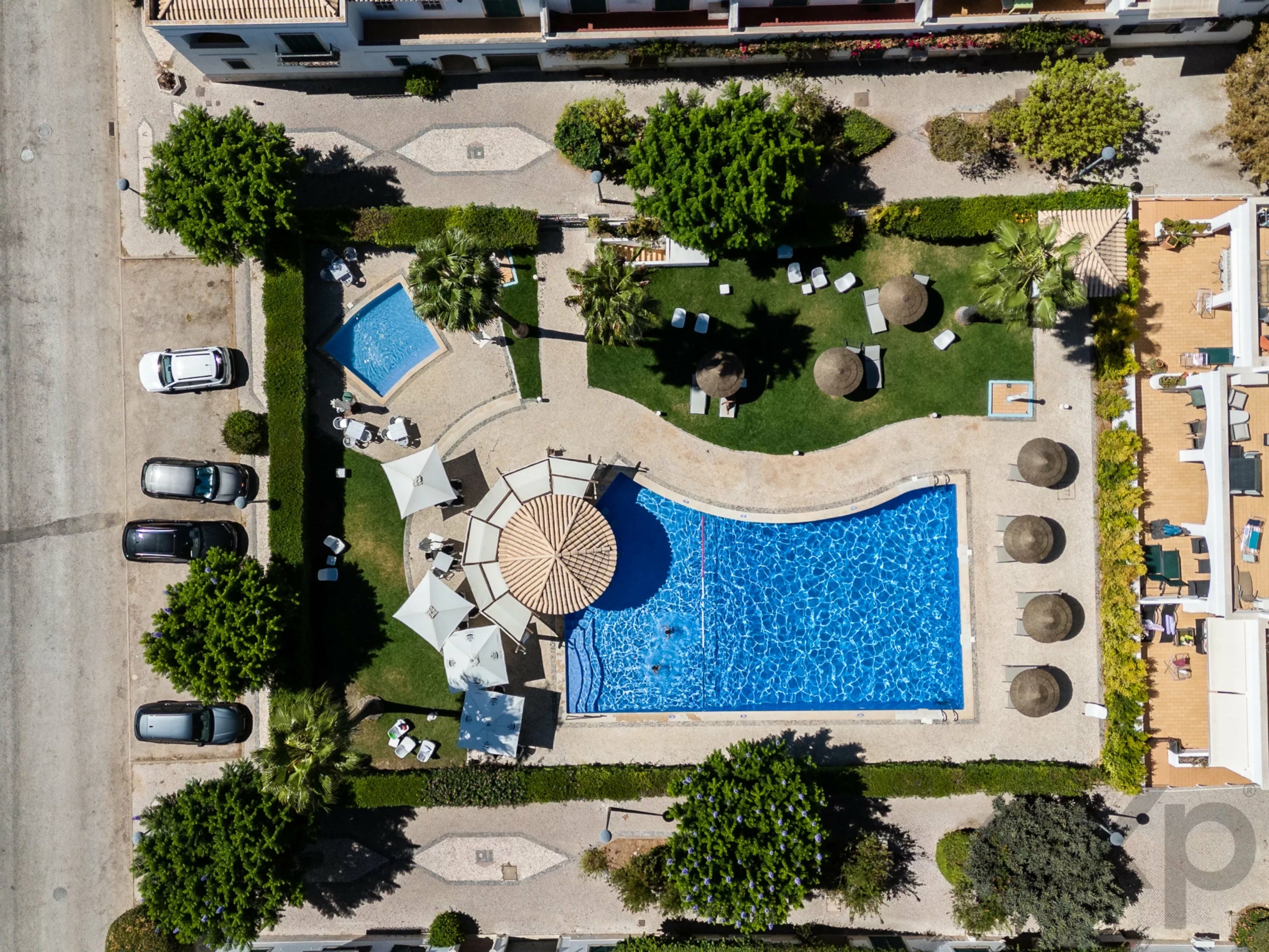 Cabanas Village – T2 mit Terrasse und Pool