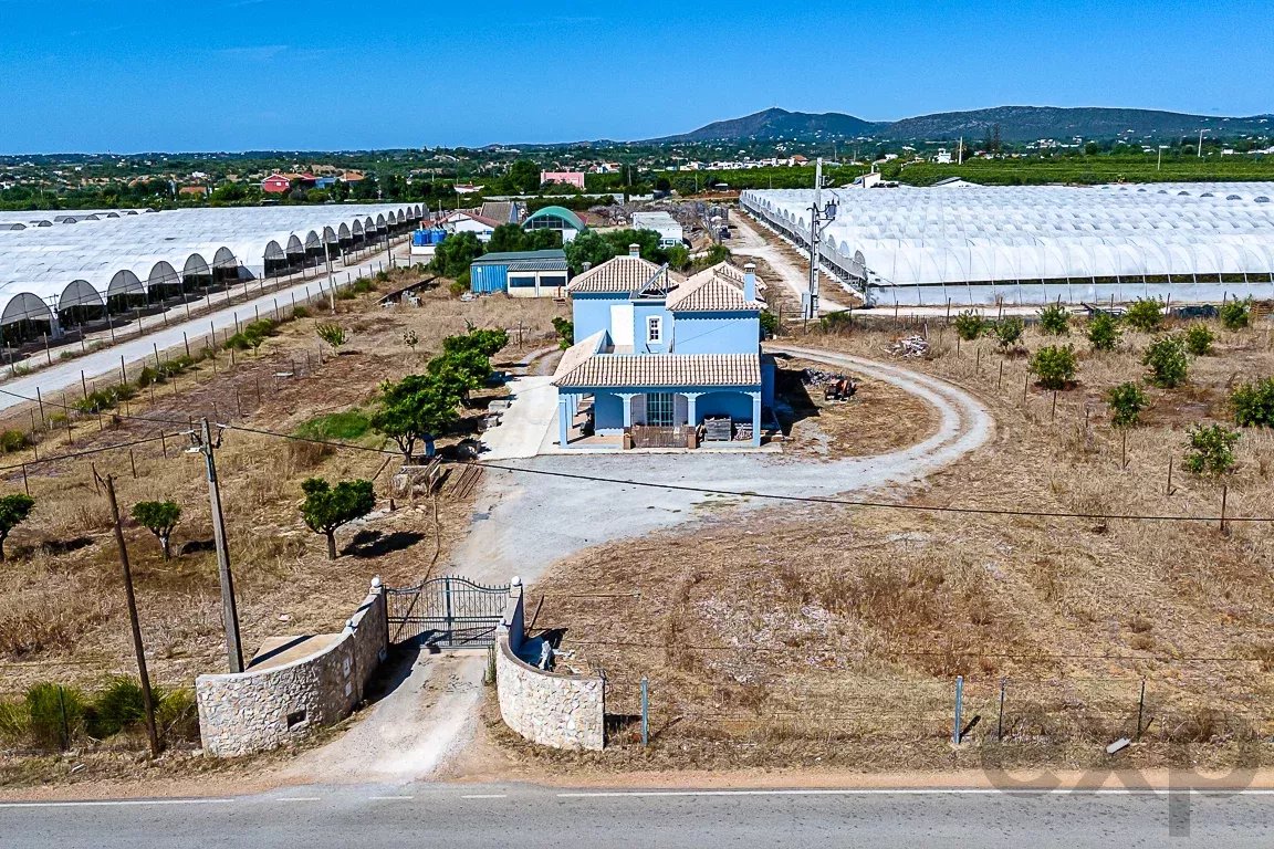 4-Bedroom Villa with 8,400m² Plot, Luz de Tavira - Algarve