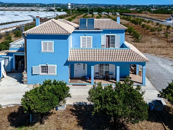 4-Bedroom Villa with 8,400m² Plot, Luz de Tavira - Algarve