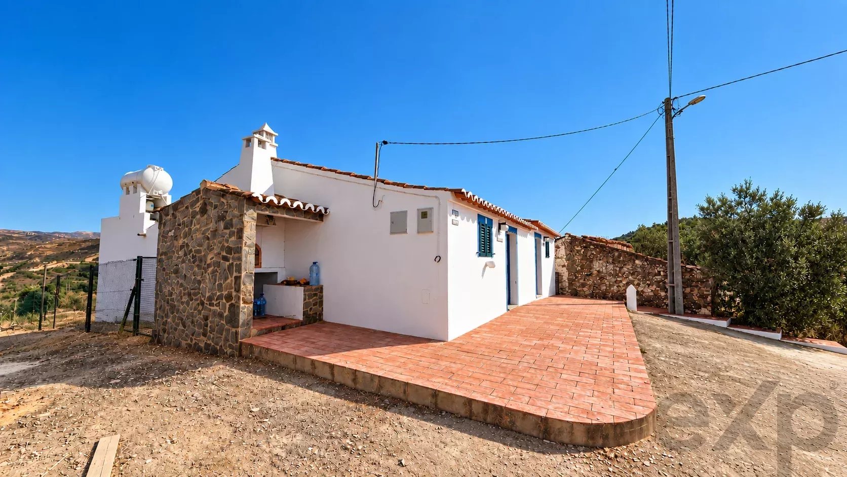 Two Independent Houses 10 minutes from Tavira