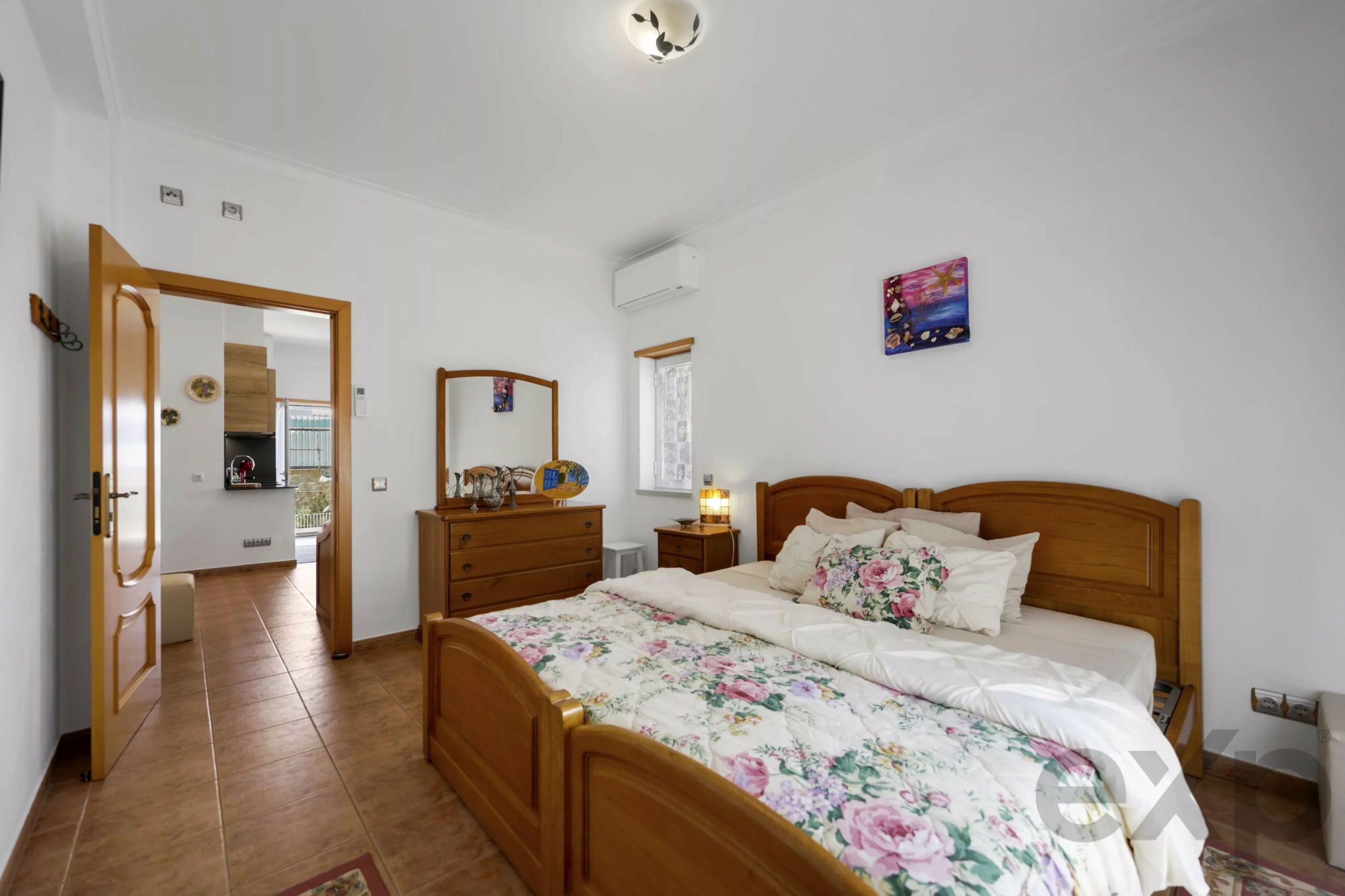 Detached villa with pool and garage, 5 minutes walk from Praia do Vau - Portimão