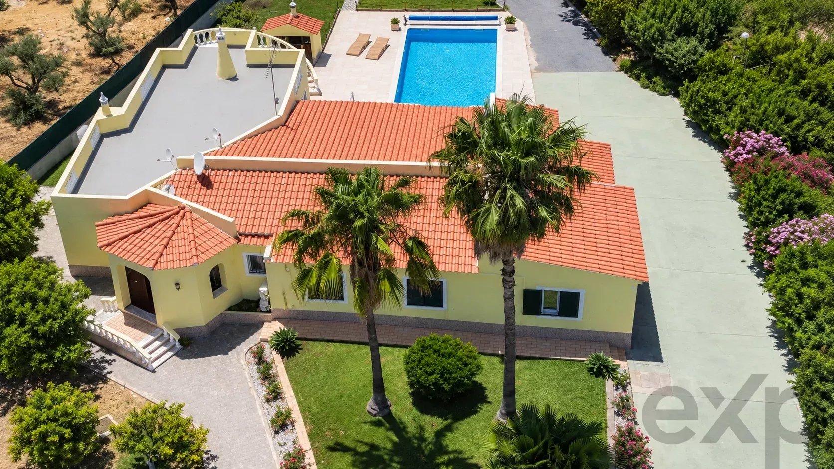 Villa de 4 chambres avec piscine sur un terrain de 1.640 m²