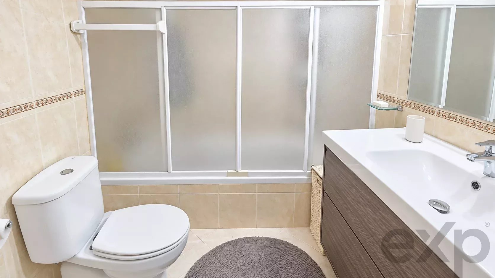 Spacious 3-Bedroom Apartment with Balcony and Parking
