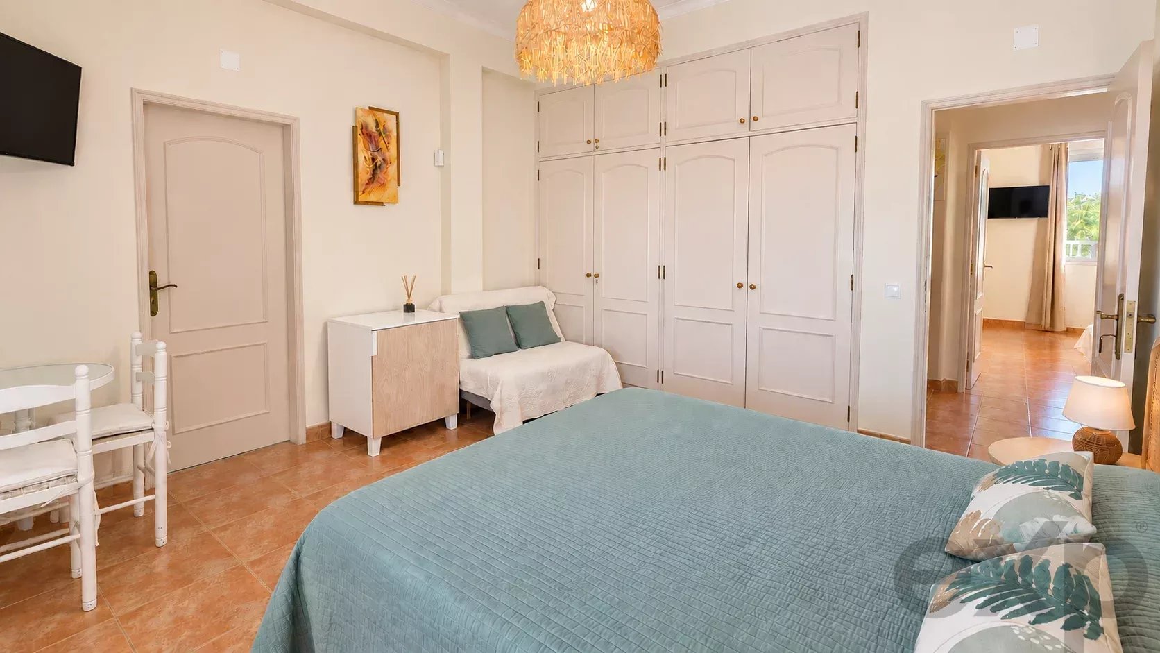 Villa de 4 chambres avec piscine sur un terrain de 1.640 m²