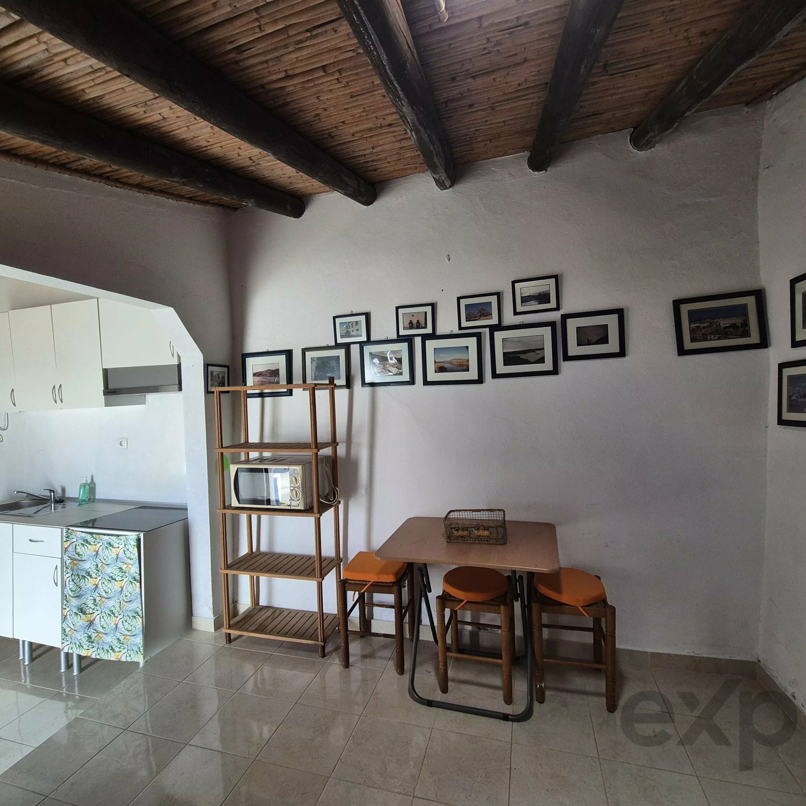 Two traditional houses with land in Vicentes, Alcoutim