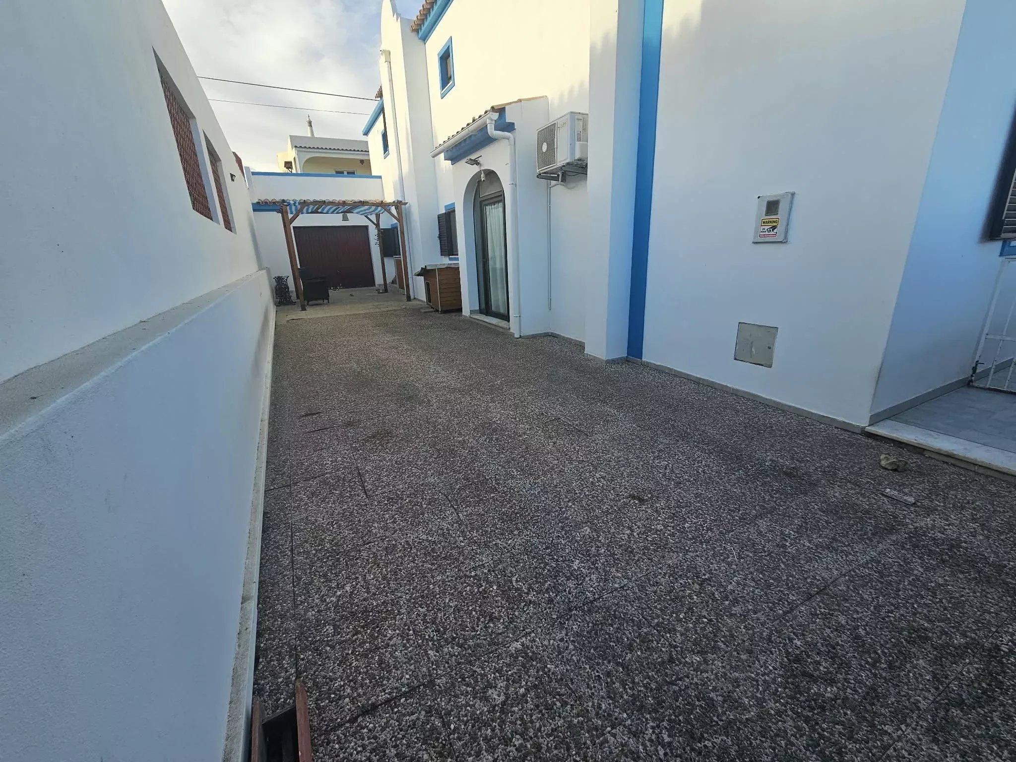 Maison 3+1 chambres avec garage à Olhão