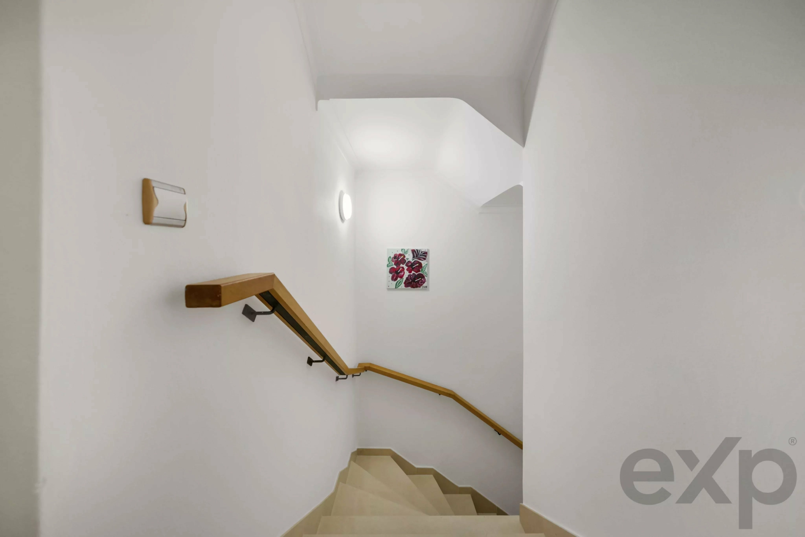 Detached villa with pool and garage, 5 minutes walk from Praia do Vau - Portimão