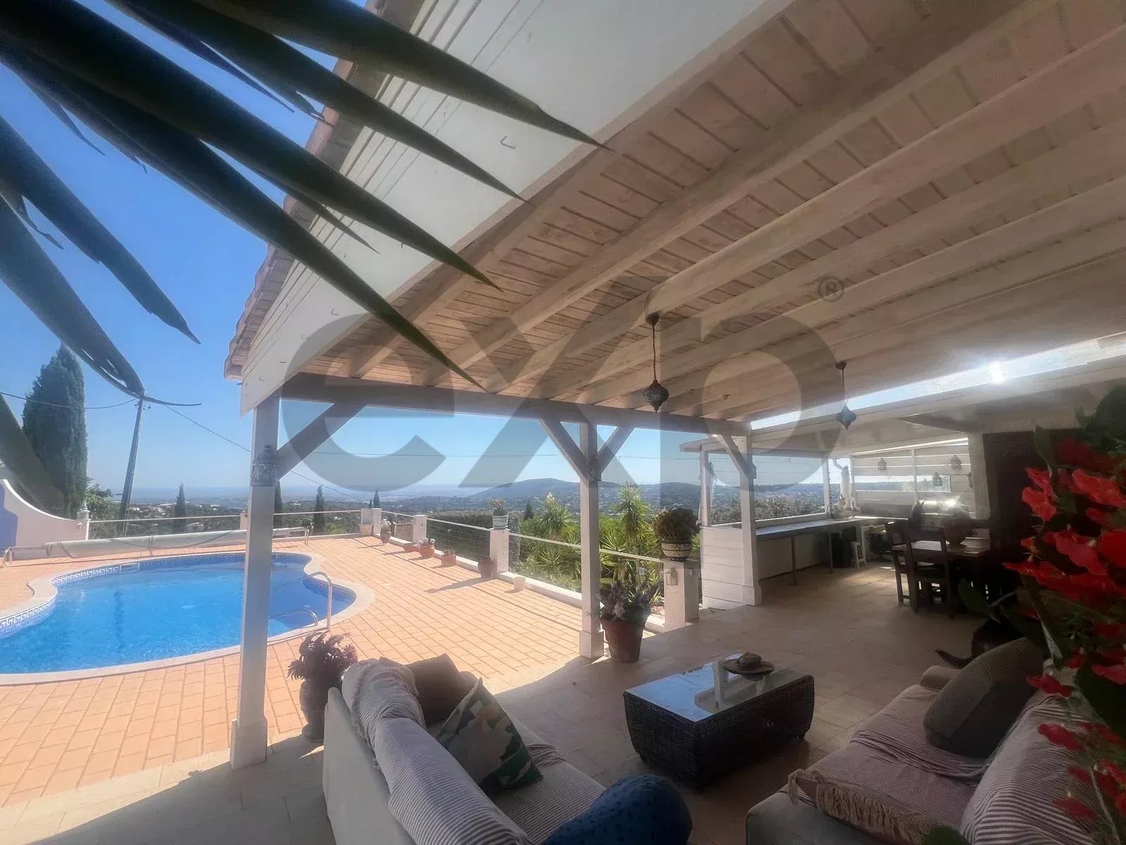 Elevated Algarve Villa with Incredible Sea Views, Pool and Exceptional Energy Efficiency