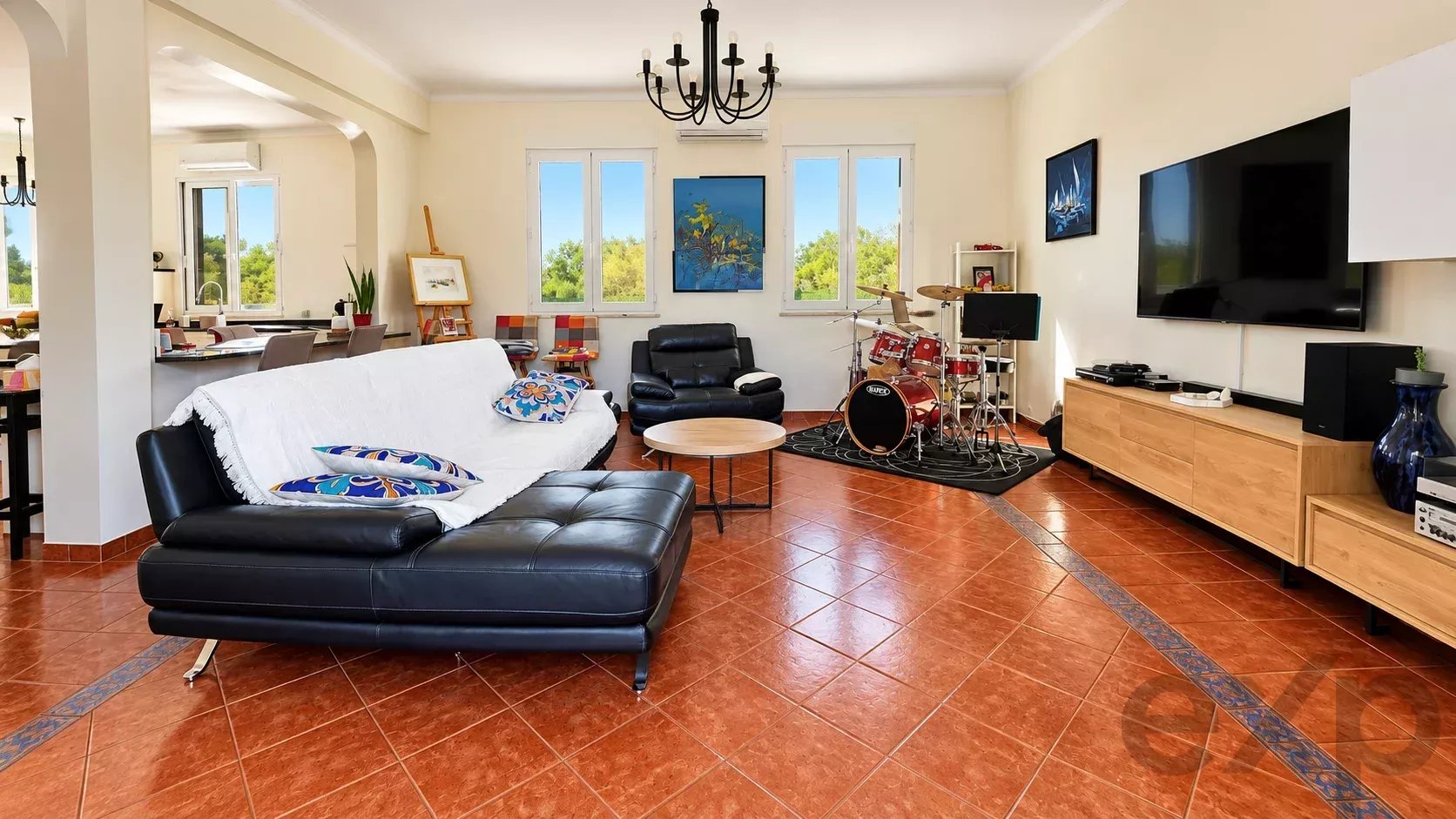 Villa de 4 chambres avec piscine sur un terrain de 1.640 m²