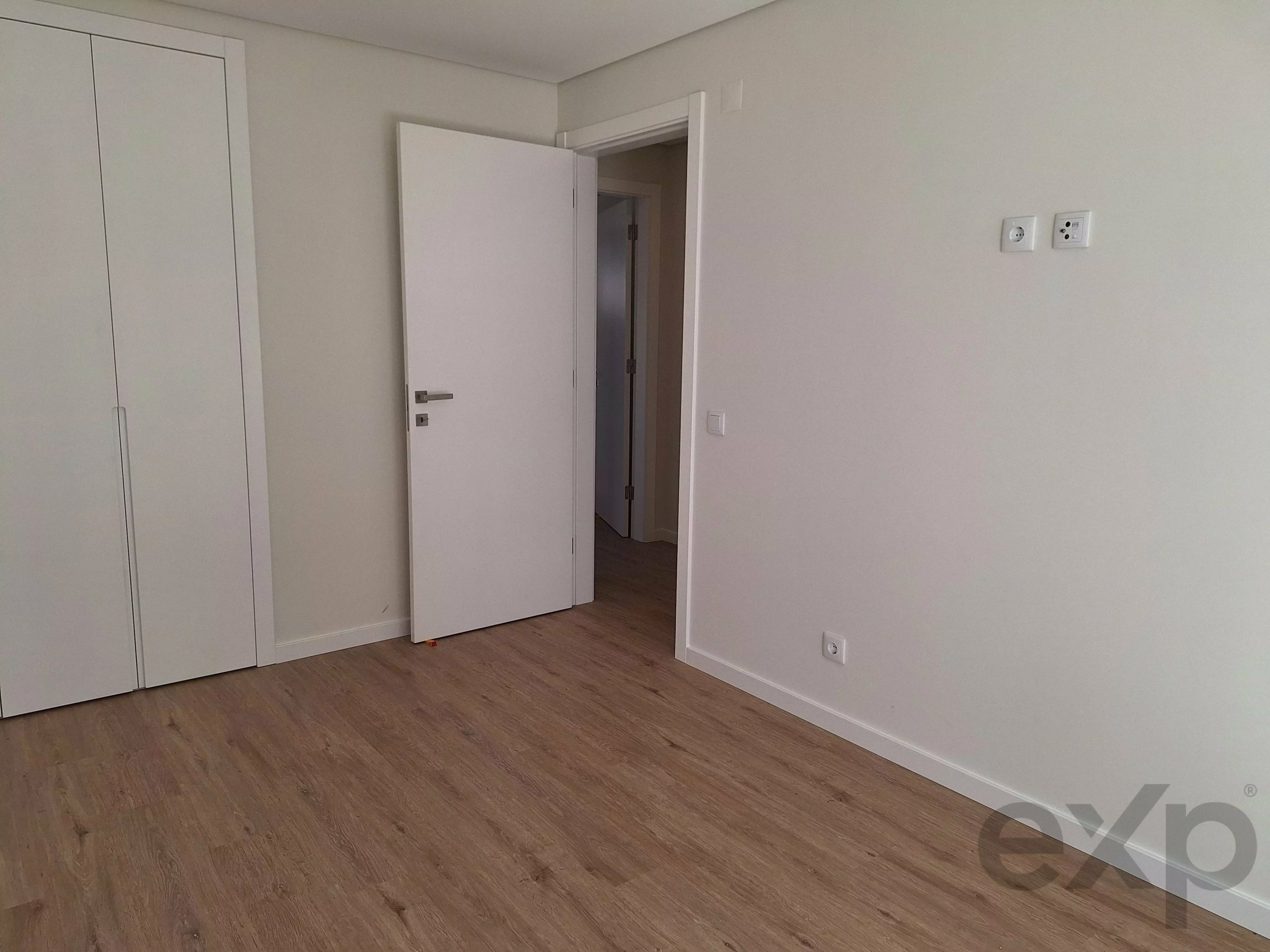 Zwei-Zimmer-Wohnung zu verkaufen