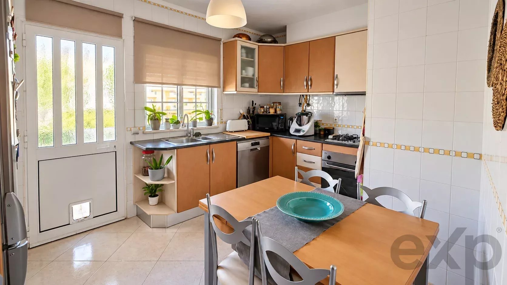 Spacious 3-Bedroom Apartment with Balcony and Parking
