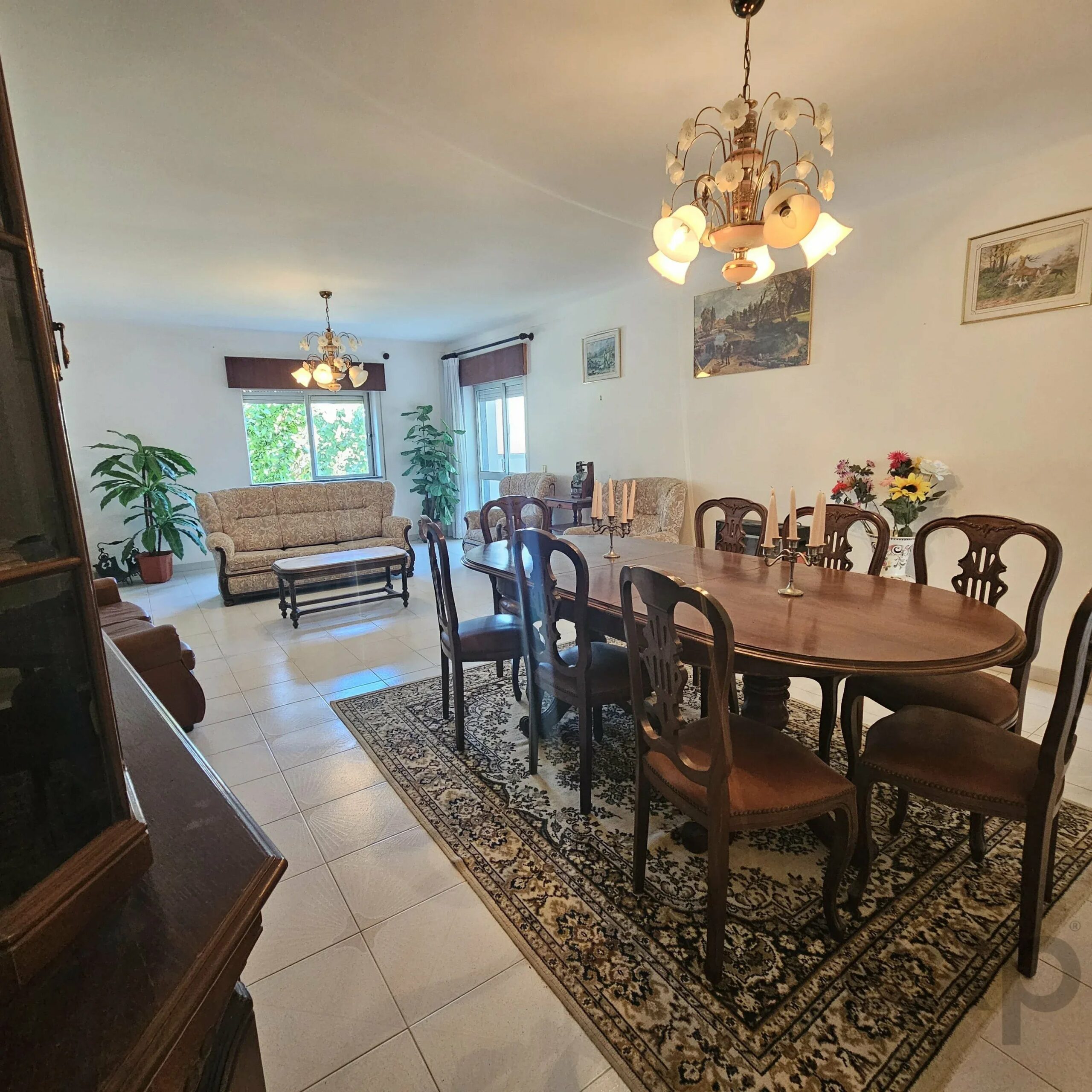 Two-Family House in Ferragudo - Charm, Space and Potential