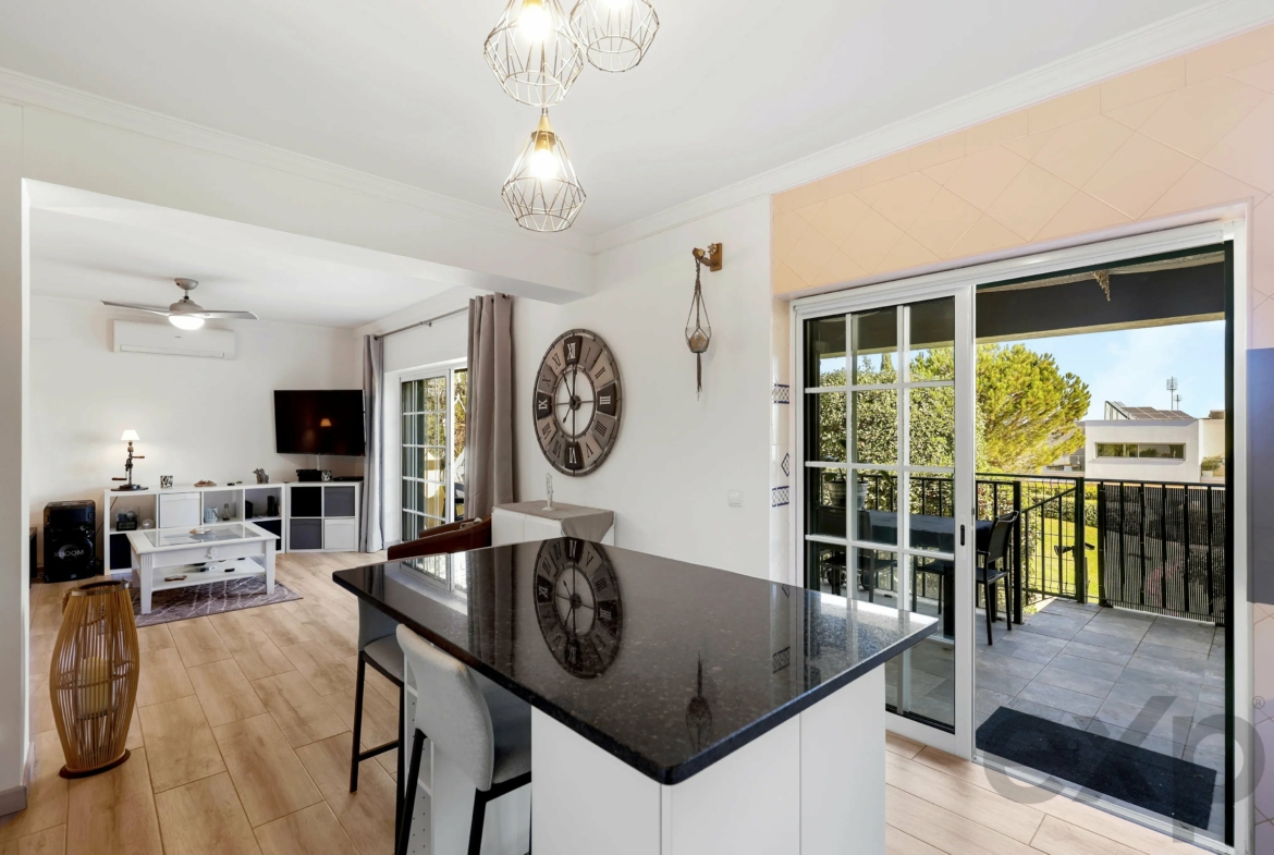 Elegant 3-bedroom semi-detached house with terraces. double garage and swimming pool - 300m from the new golf course and 1 km from the beaches of Ferragudo., photo 18