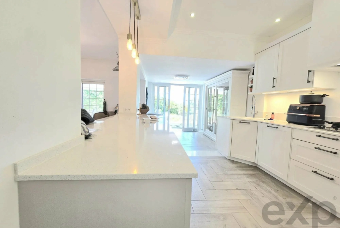 Three-bedroom villa with two-bedroom annexe, pool and countryside views in Carvoeiro, photo 29