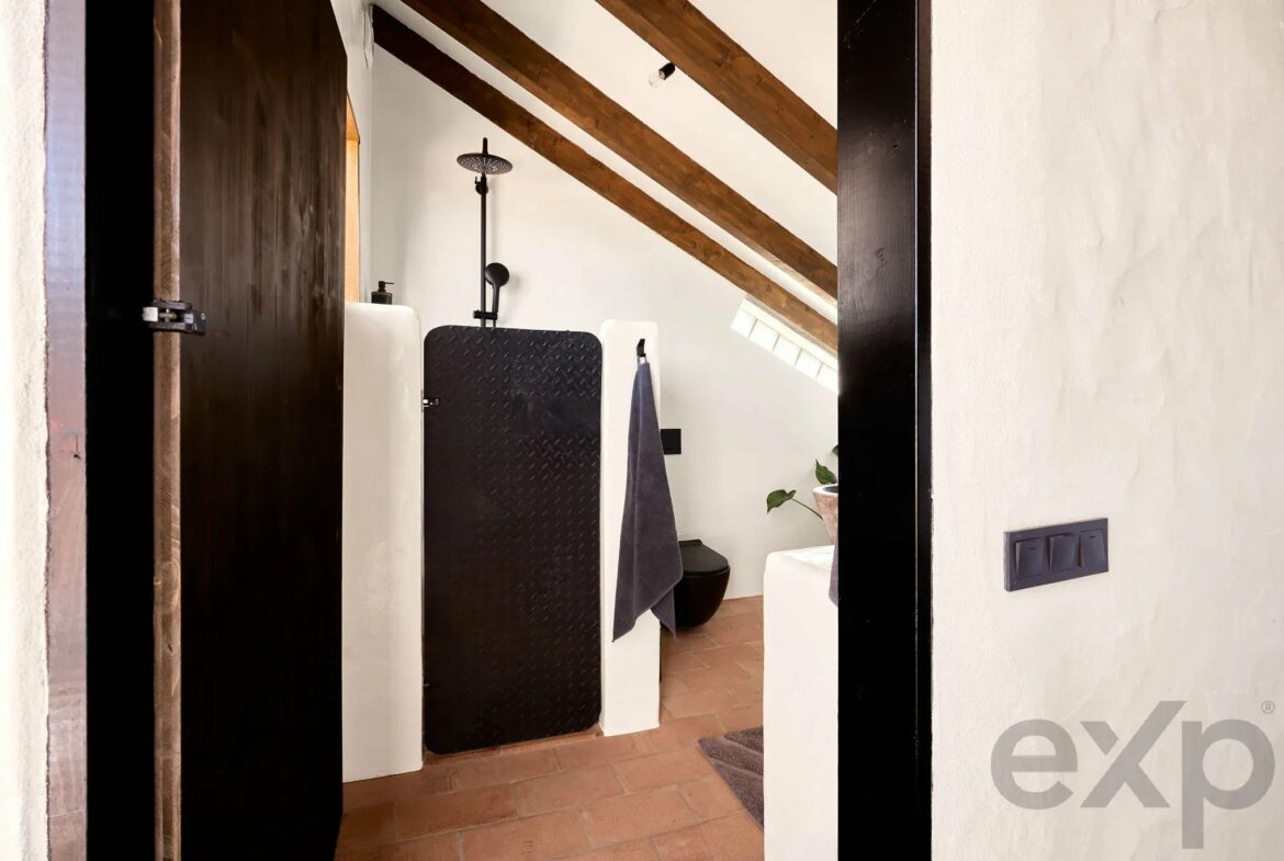 Renovated Village Townhouse with Rooftop Plunge Pool and Studio, near Silves, photo 21
