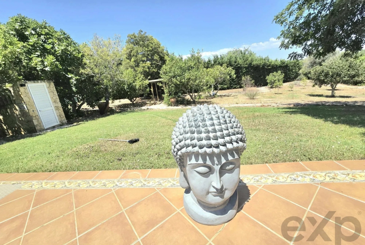 Three-bedroom villa with two-bedroom annexe, pool and countryside views in Carvoeiro, photo 18