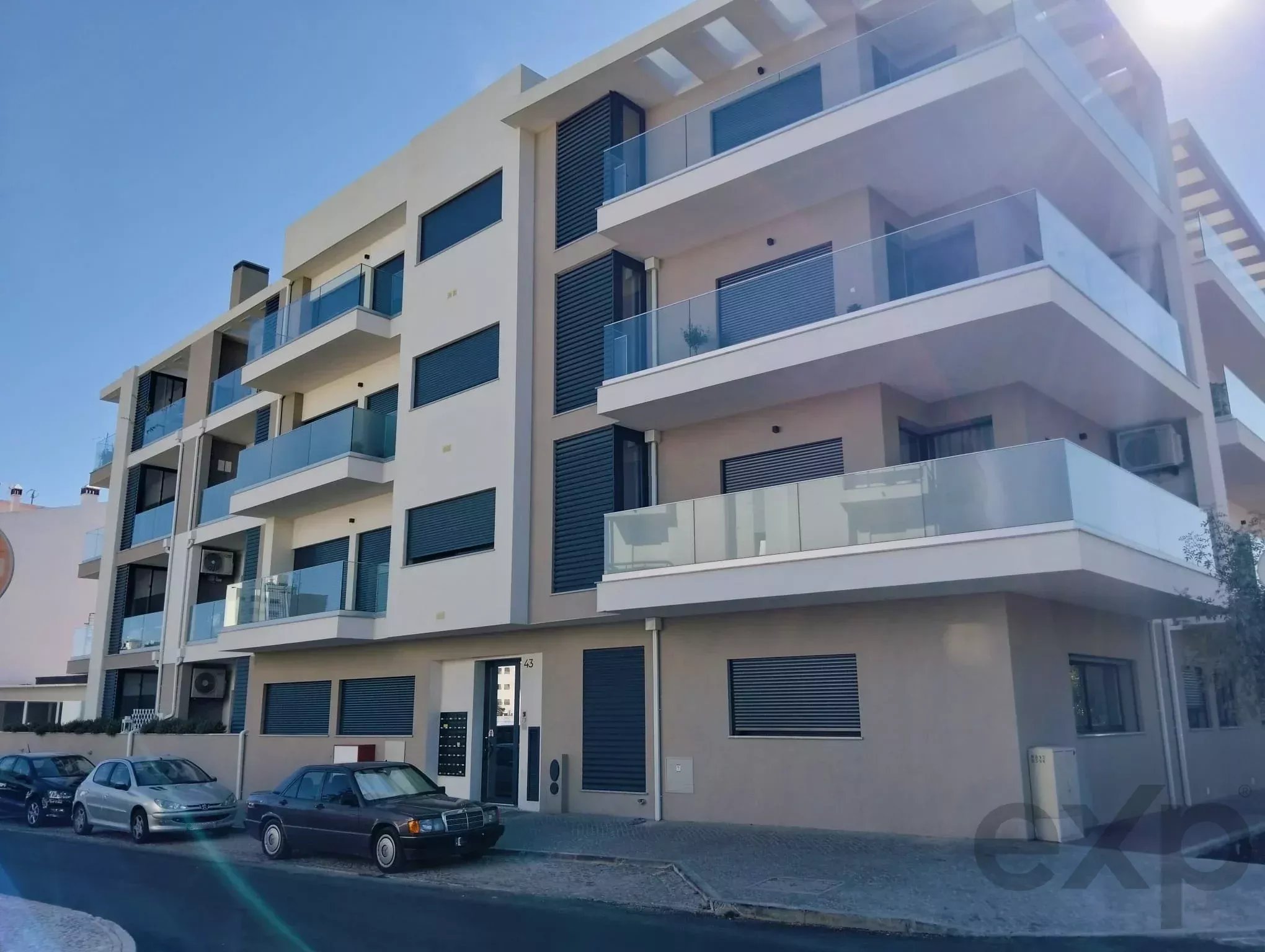 Semi-New 2-Bedroom Apartment in São Brás de Alportel - Faro - Algarve