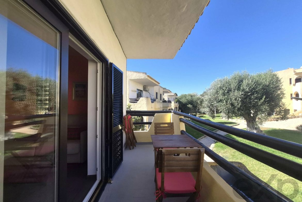Fully renovated and furnished one-bedroom apartment in Alvor, photo 6
