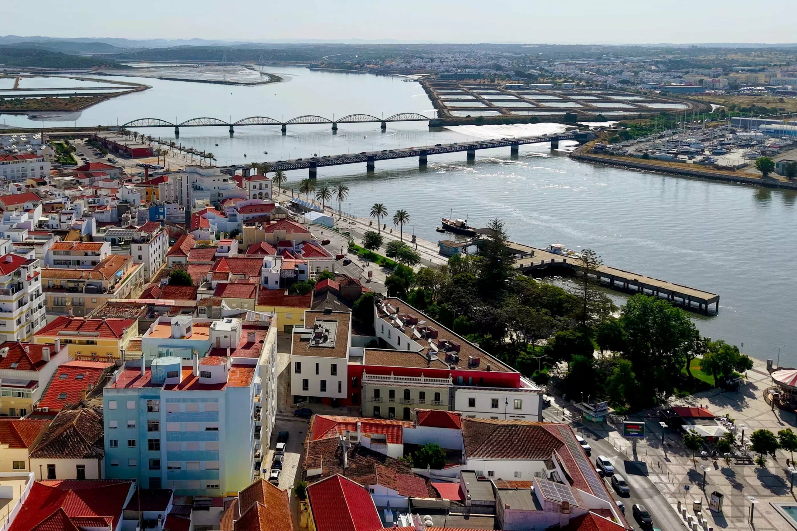 Apartment T3, Panoramic River View.