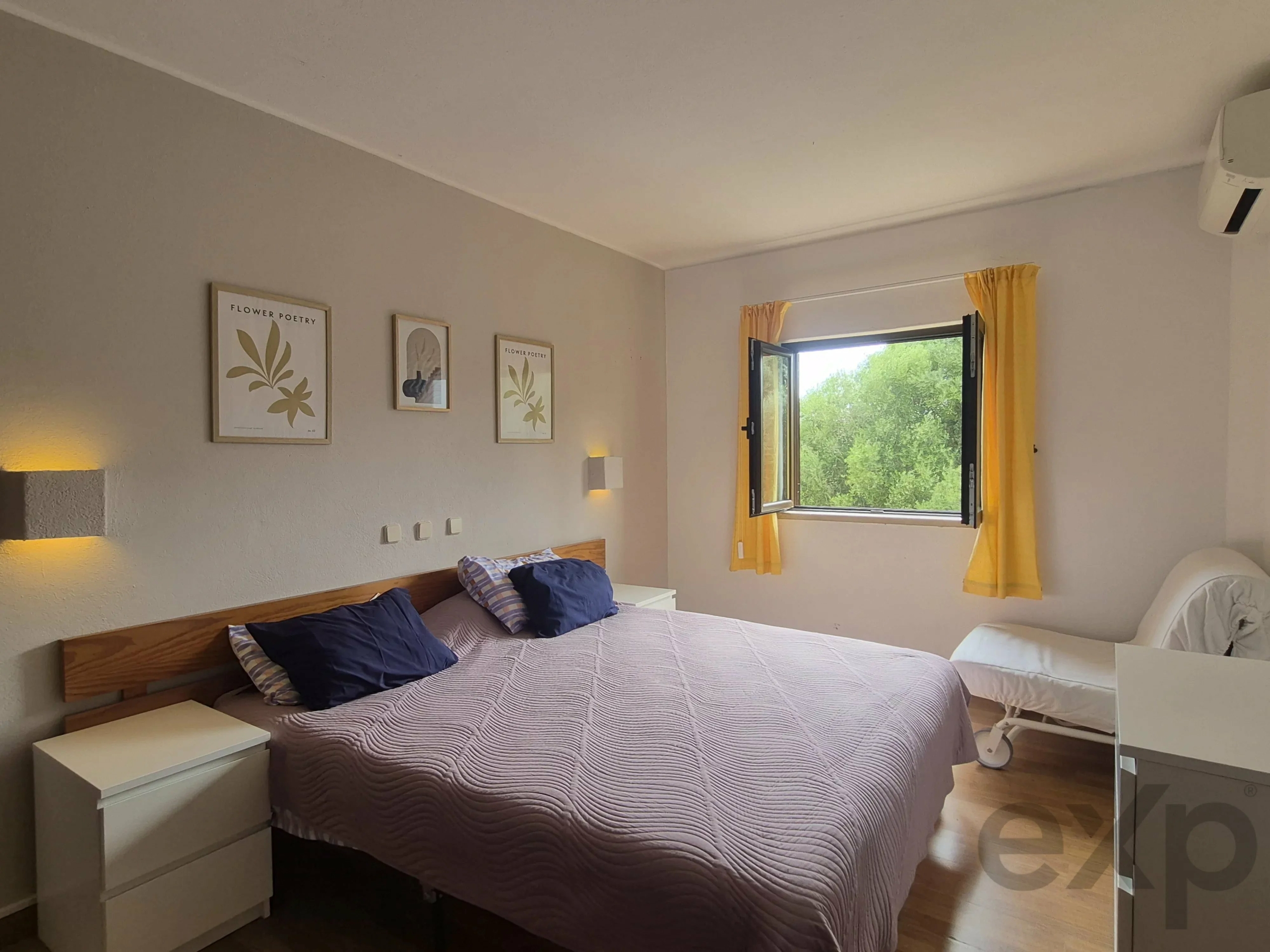 Bright south-facing one-bedroom apartment with balcony - Alvor