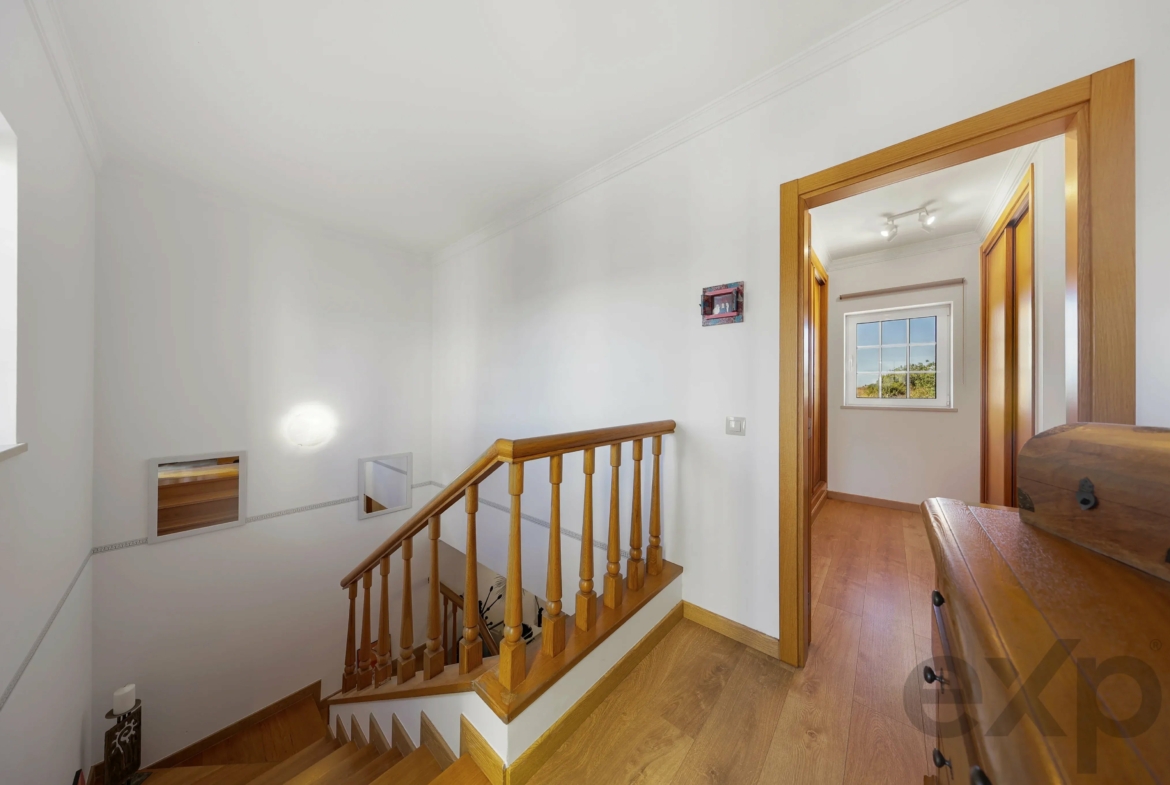 Elegant 3-bedroom semi-detached house with terraces. double garage and swimming pool - 300m from the new golf course and 1 km from the beaches of Ferragudo., photo 35