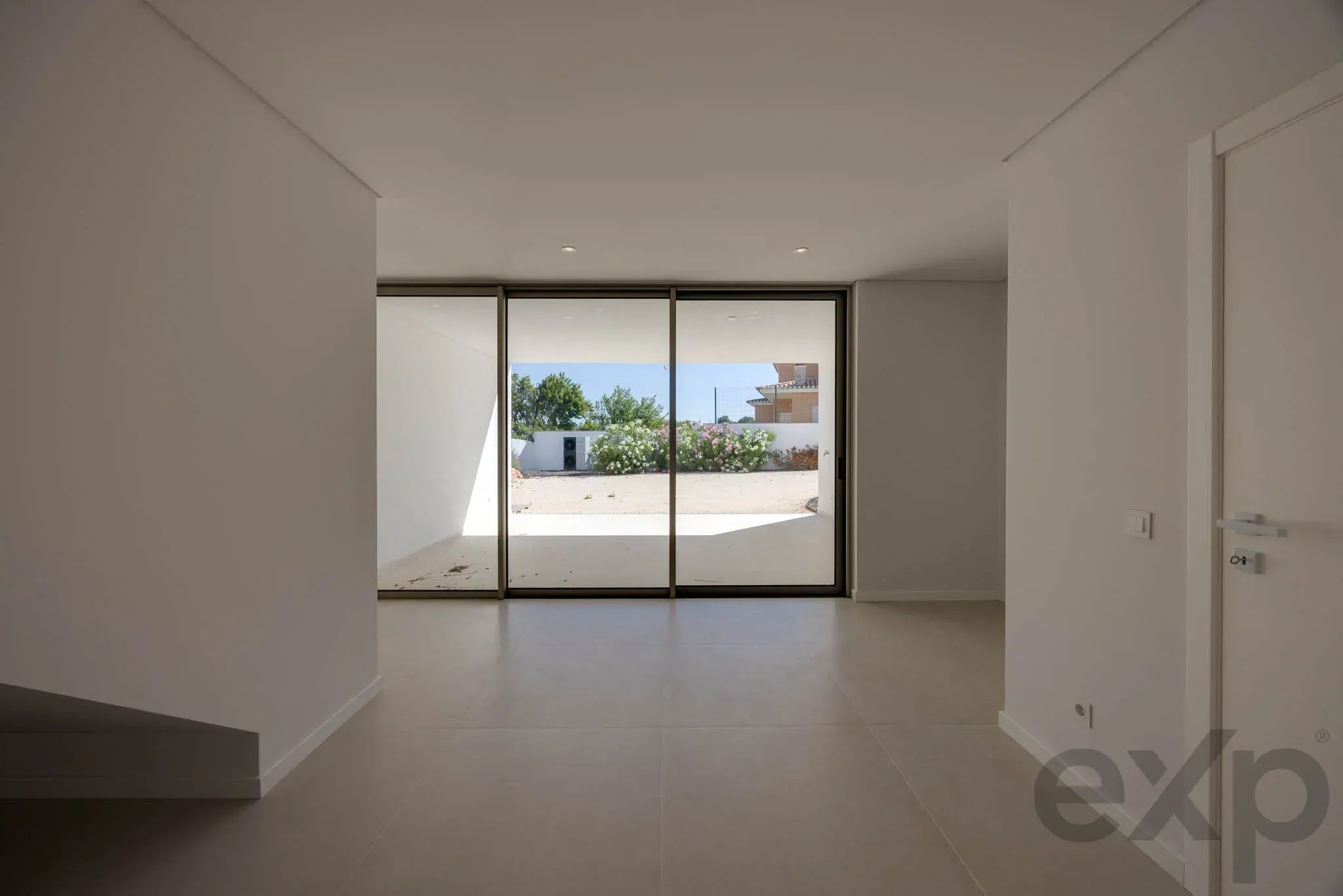New 4-Bed Luxury Villa with Pool & Sauna, Lagos