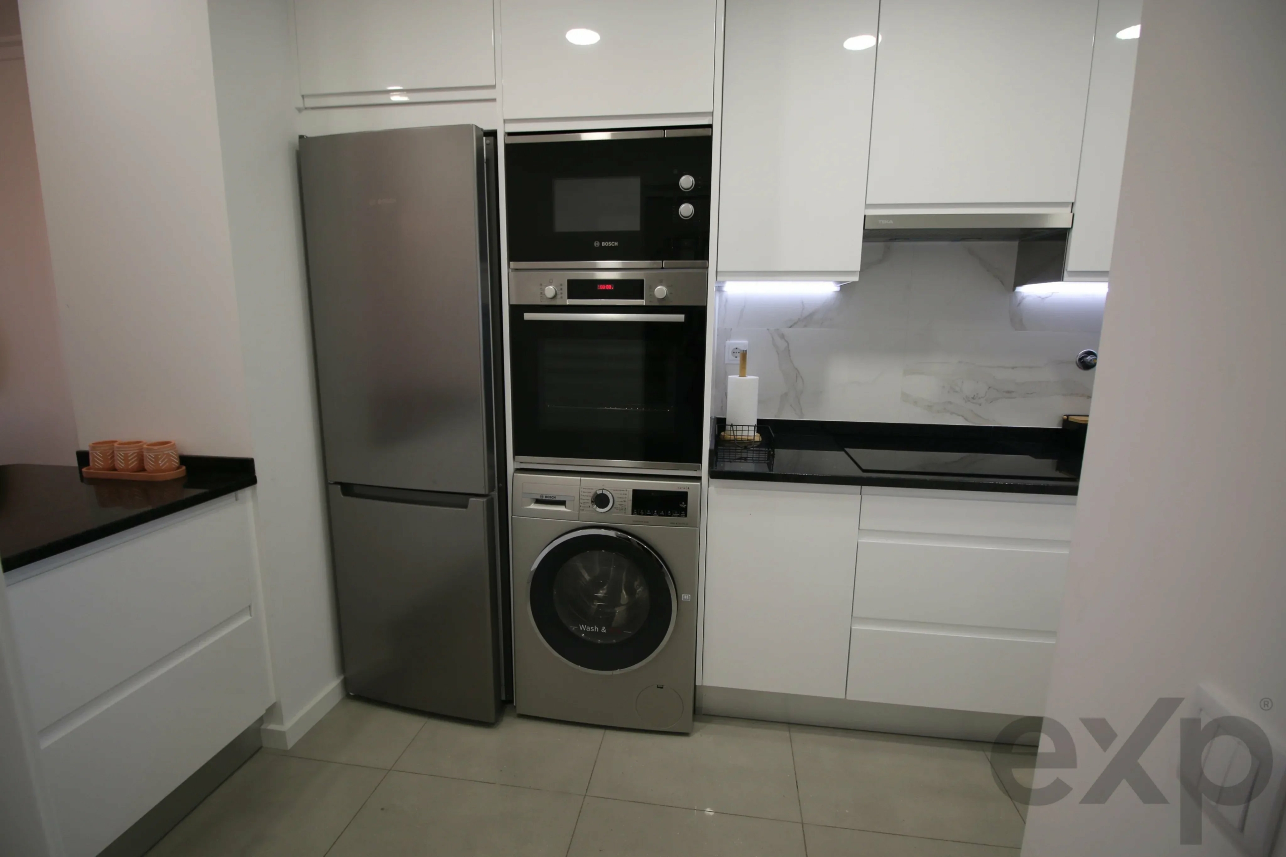 Apartamento de dois quartos para arrendar