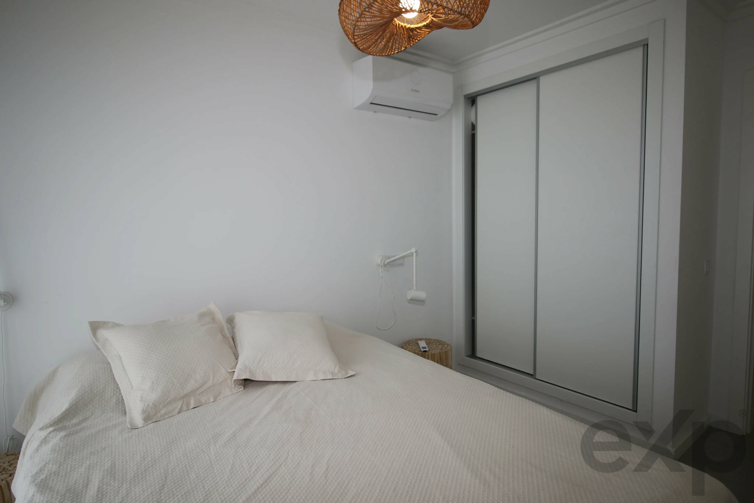 Apartamento de dois quartos para arrendar