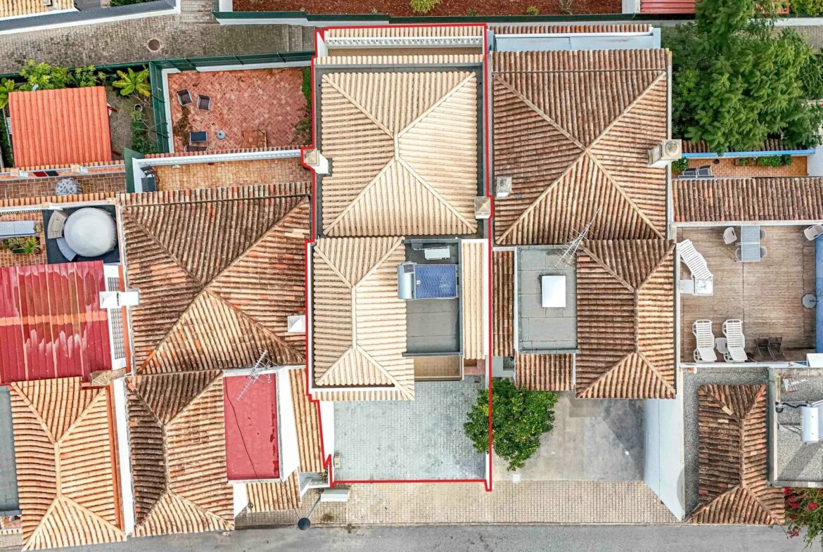 Modern 3-Bedroom Twin Villa in Tavira, photo 28