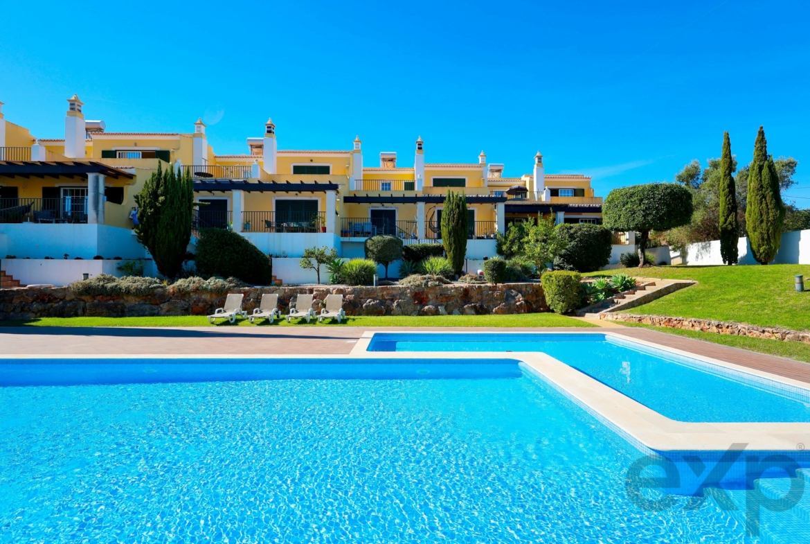 Elegant 3-bedroom semi-detached house with terraces. double garage and swimming pool - 300m from the new golf course and 1 km from the beaches of Ferragudo., photo 66