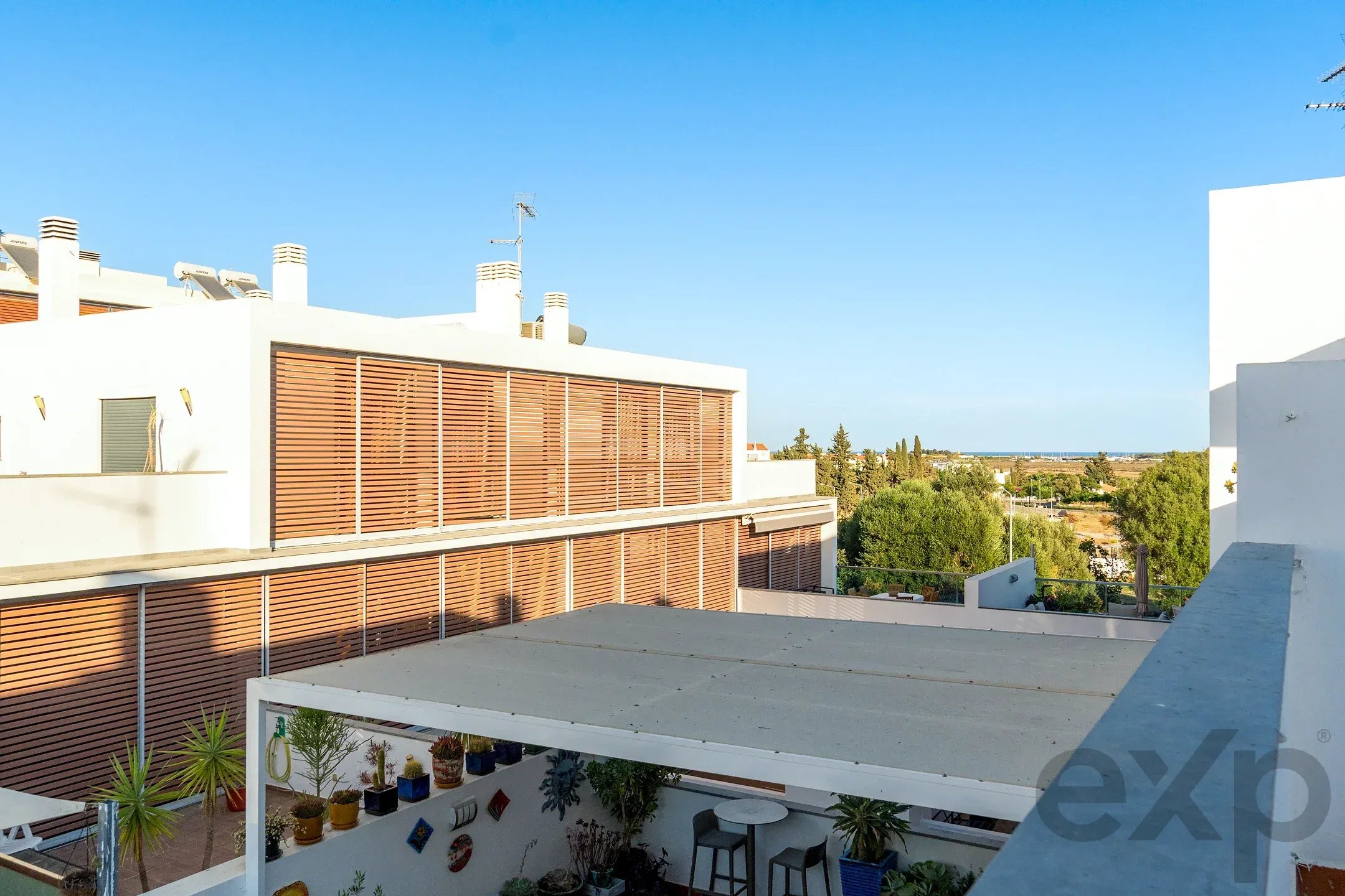 Contemporary 4-Bedroom Duplex with Terraces and Sea Views | Quinta da Foz, Tavira