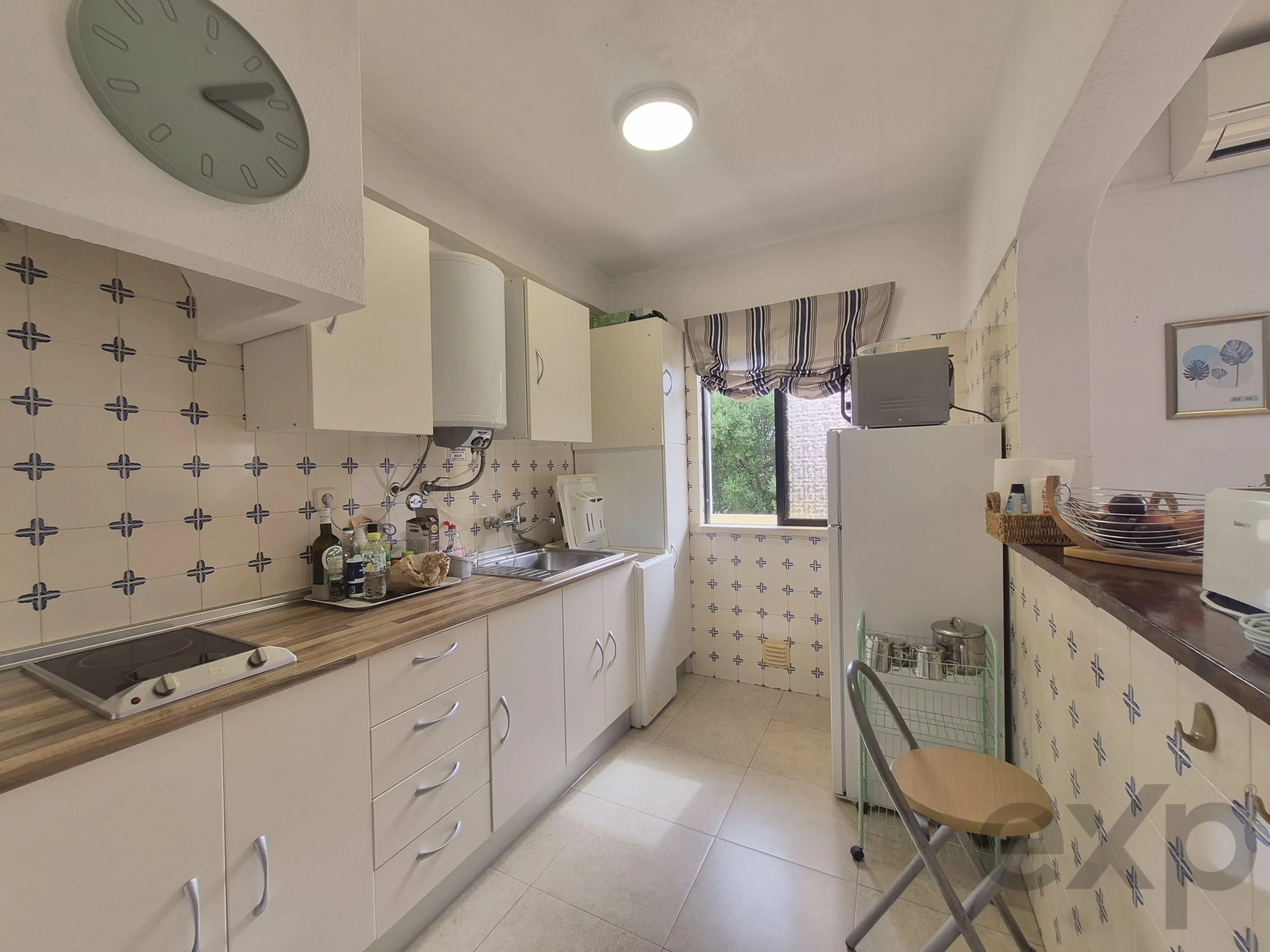 Bright south-facing one-bedroom apartment with balcony - Alvor