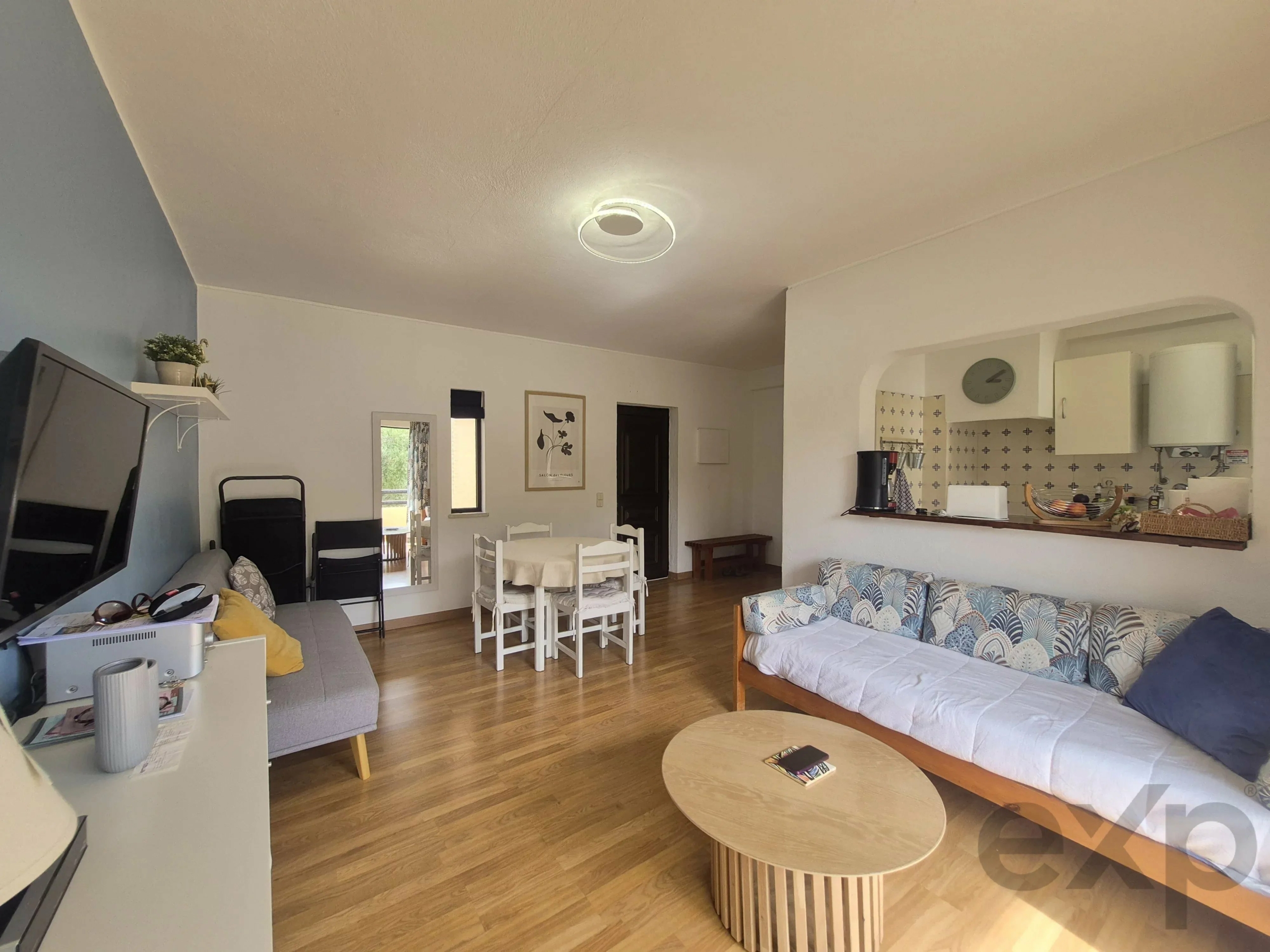 Bright south-facing one-bedroom apartment with balcony - Alvor