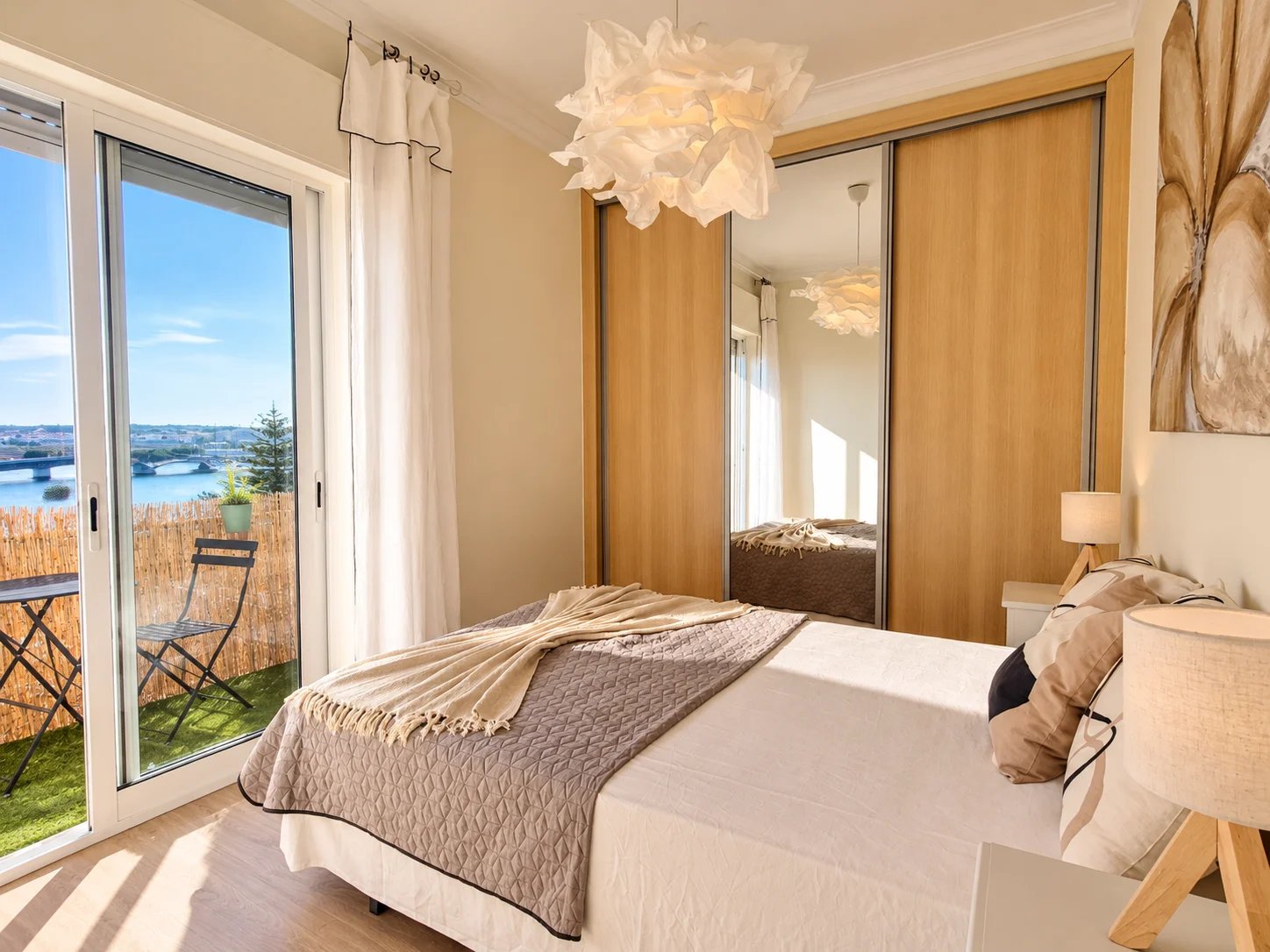 Apartment T3, Panoramic River View.