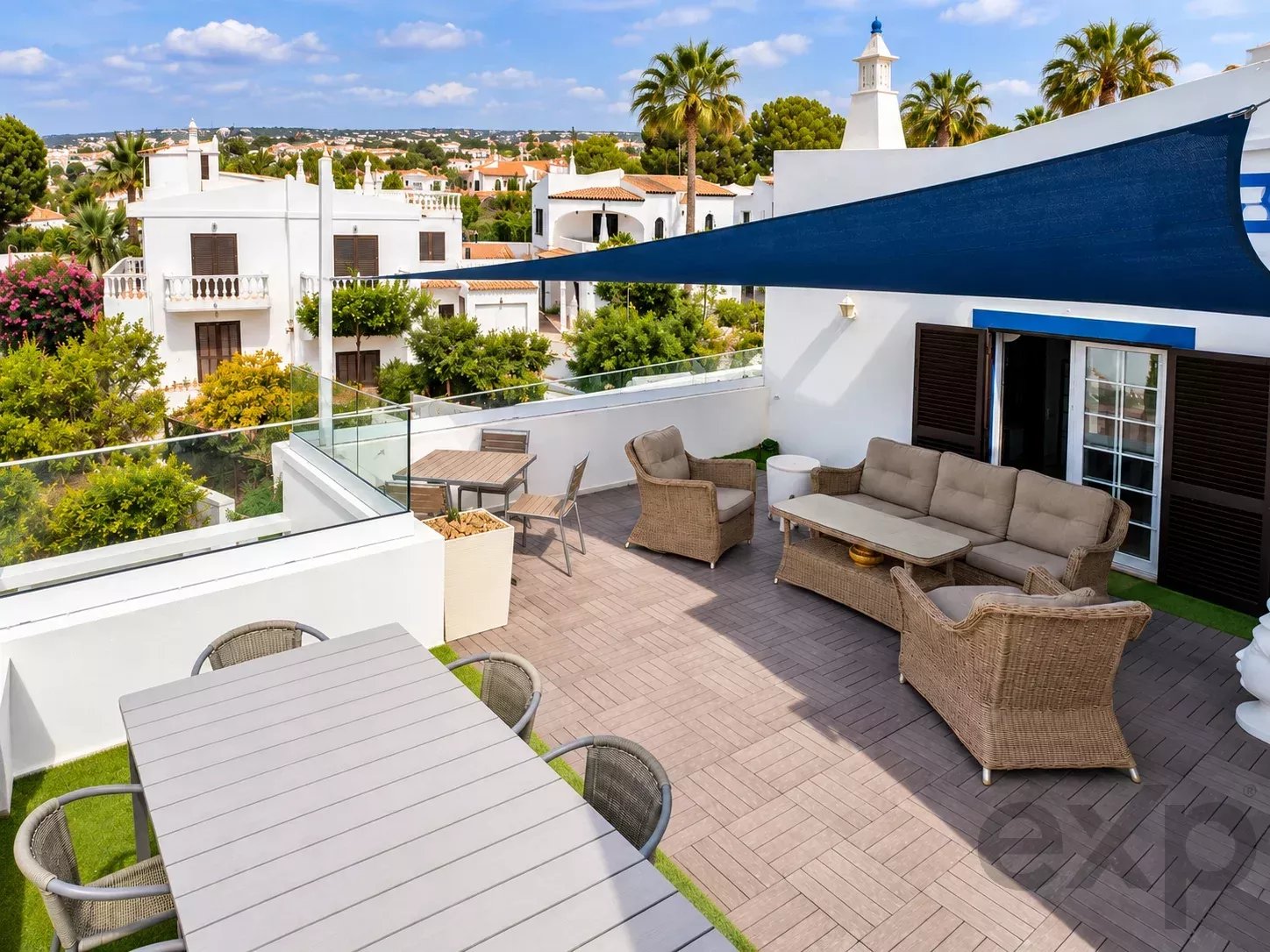 4-Bedroom Villa - Charm and Terraces with Views over the Ria Formosa