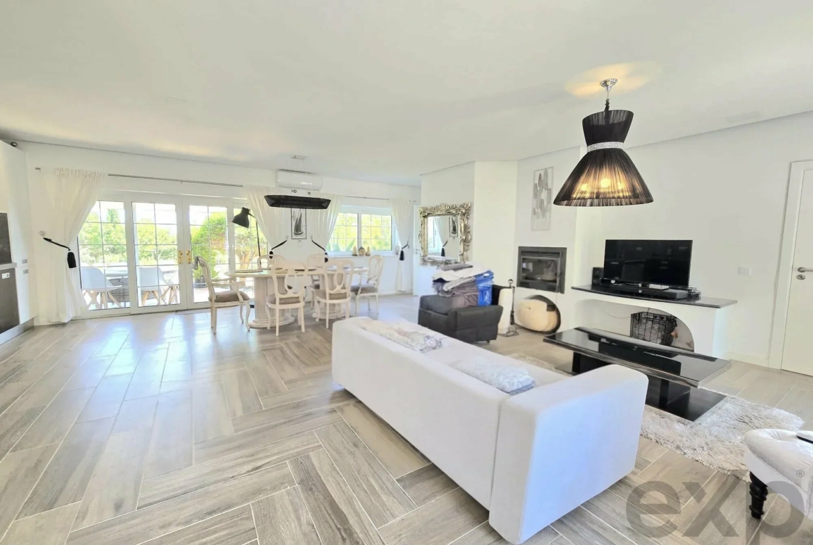 Three-bedroom villa with two-bedroom annexe, pool and countryside views in Carvoeiro, photo 98