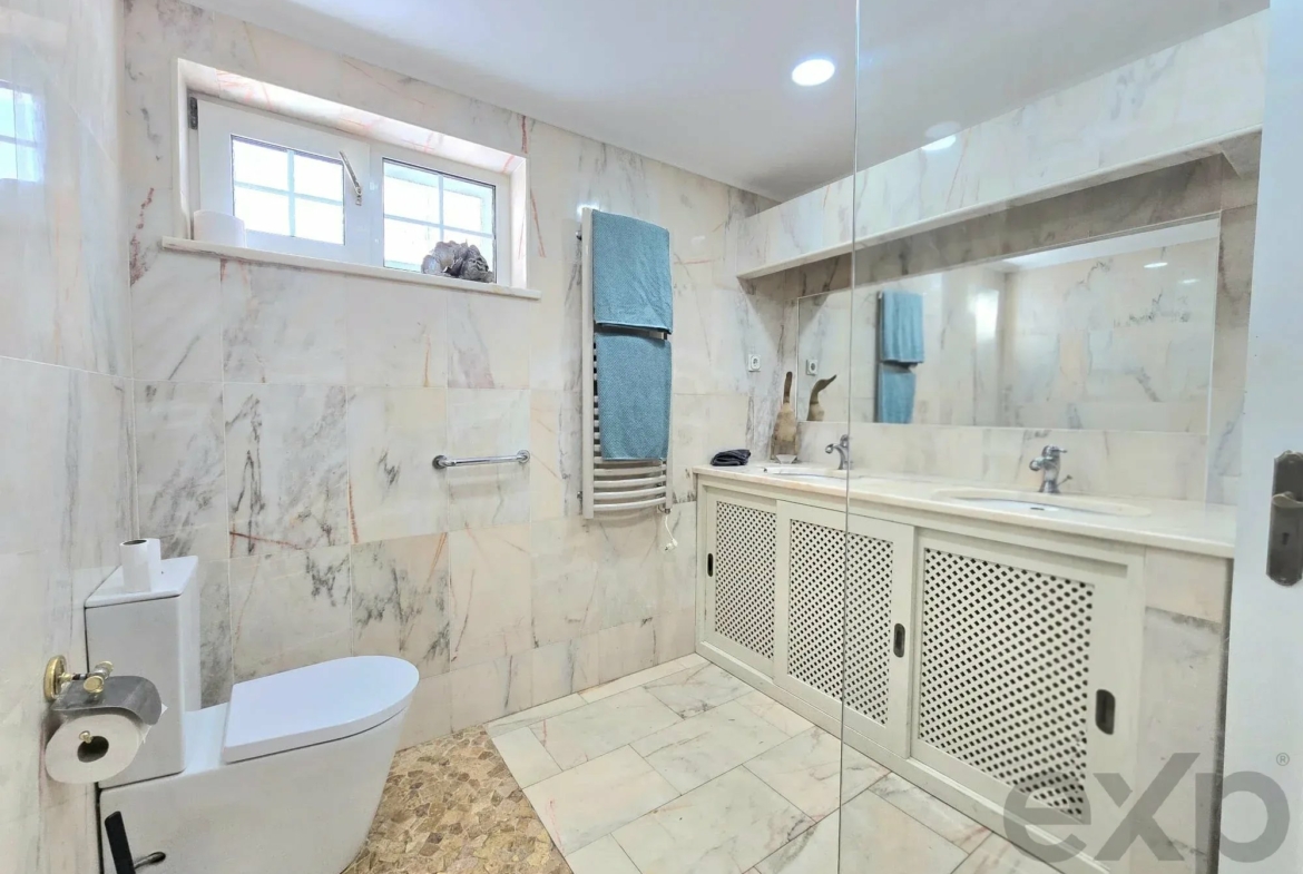 Three-bedroom villa with two-bedroom annexe, pool and countryside views in Carvoeiro, photo 58